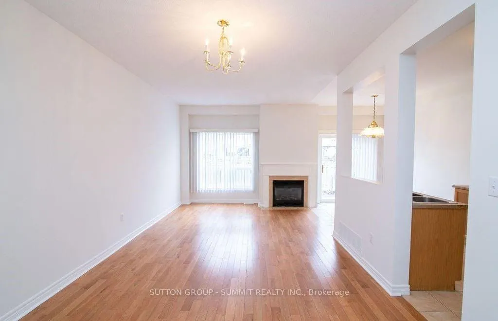 Photo 33 of Unit 10, 2229 Walker'S Line, Burlington, Rose — HOMEH