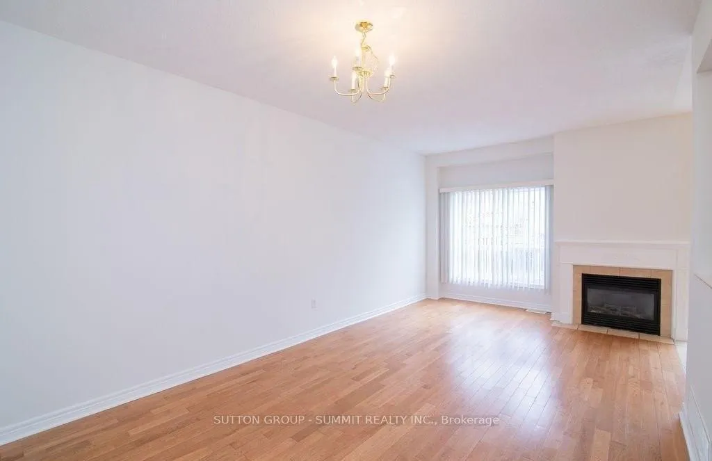 Photo 34 of Unit 10, 2229 Walker'S Line, Burlington, Rose — HOMEH