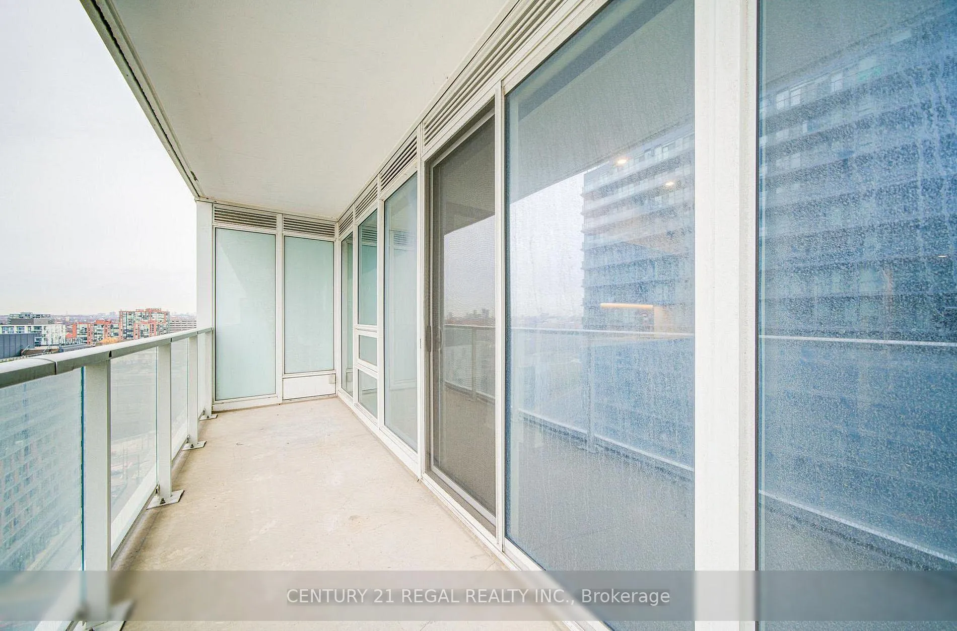 Photo 9 of Unit 2102, 19 Bathurst Street, Toronto, Waterfront Communities — HOMEH