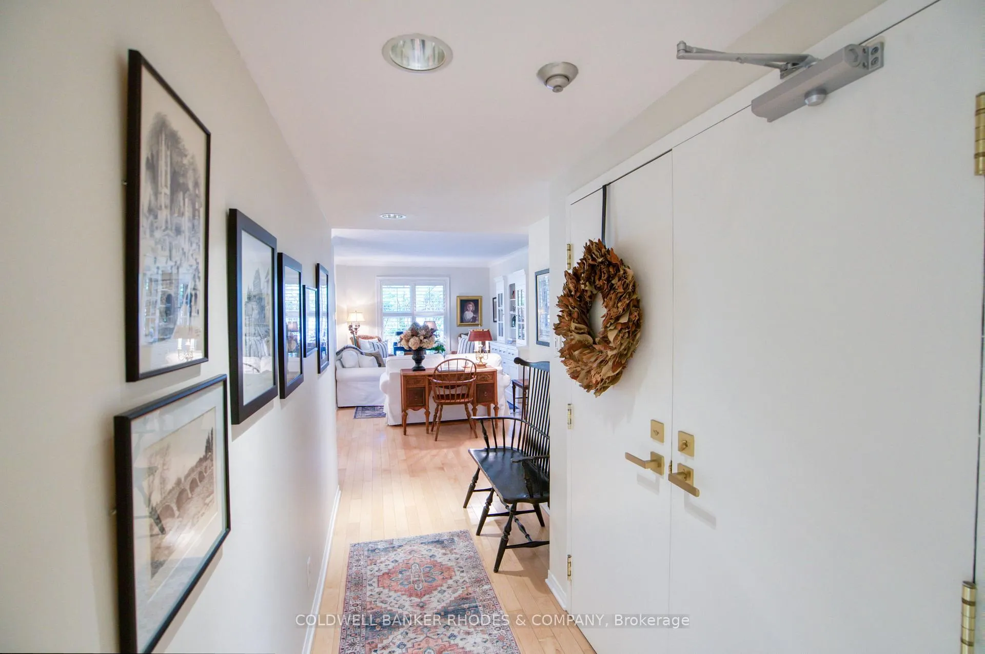 Photo 4 of Unit 102, 21 Durham Private, Ottawa, Lindenlea — HOMEH