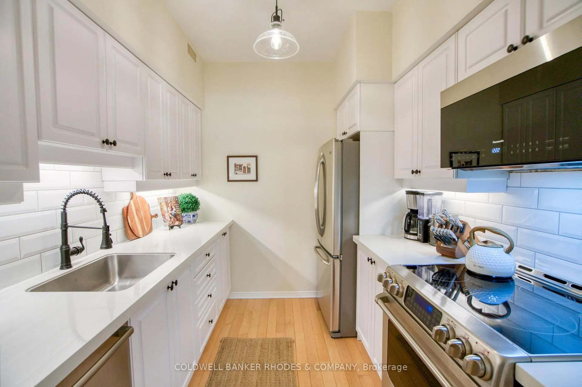 Photo 15 of Unit 102, 21 Durham Private, Ottawa, Lindenlea — HOMEH