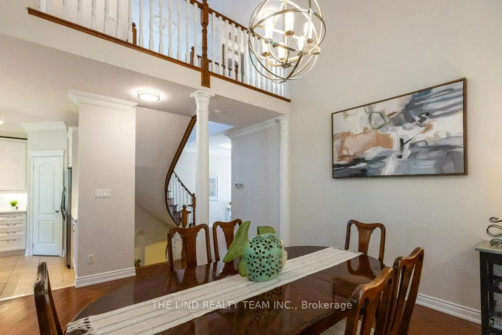 Photo 6 of 59 Stonecliffe Crescent, Aurora, Aurora Estates — HOMEH