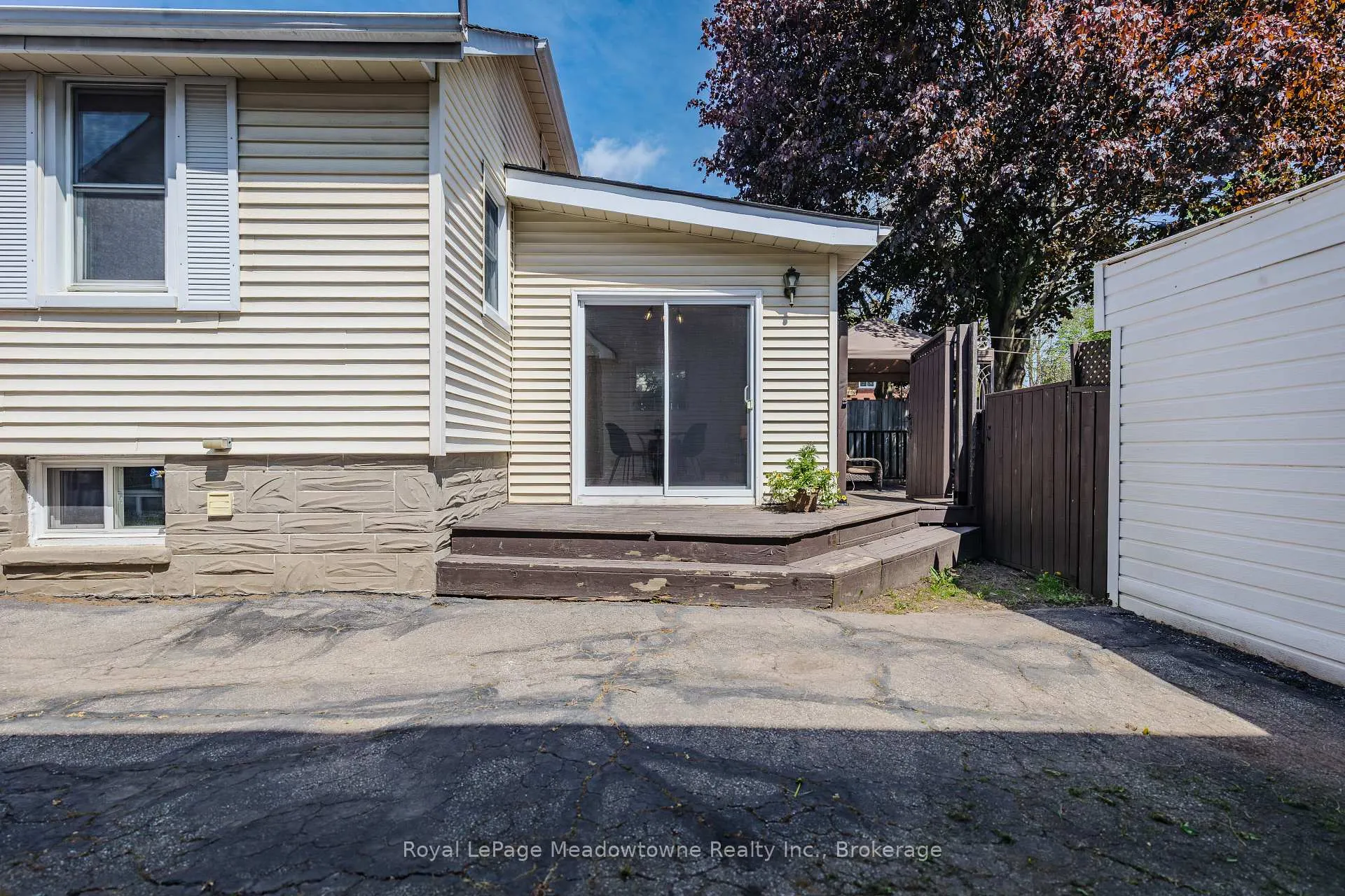 Photo 27 of 21 Elgin Street N, Cambridge, East Galt — HOMEH