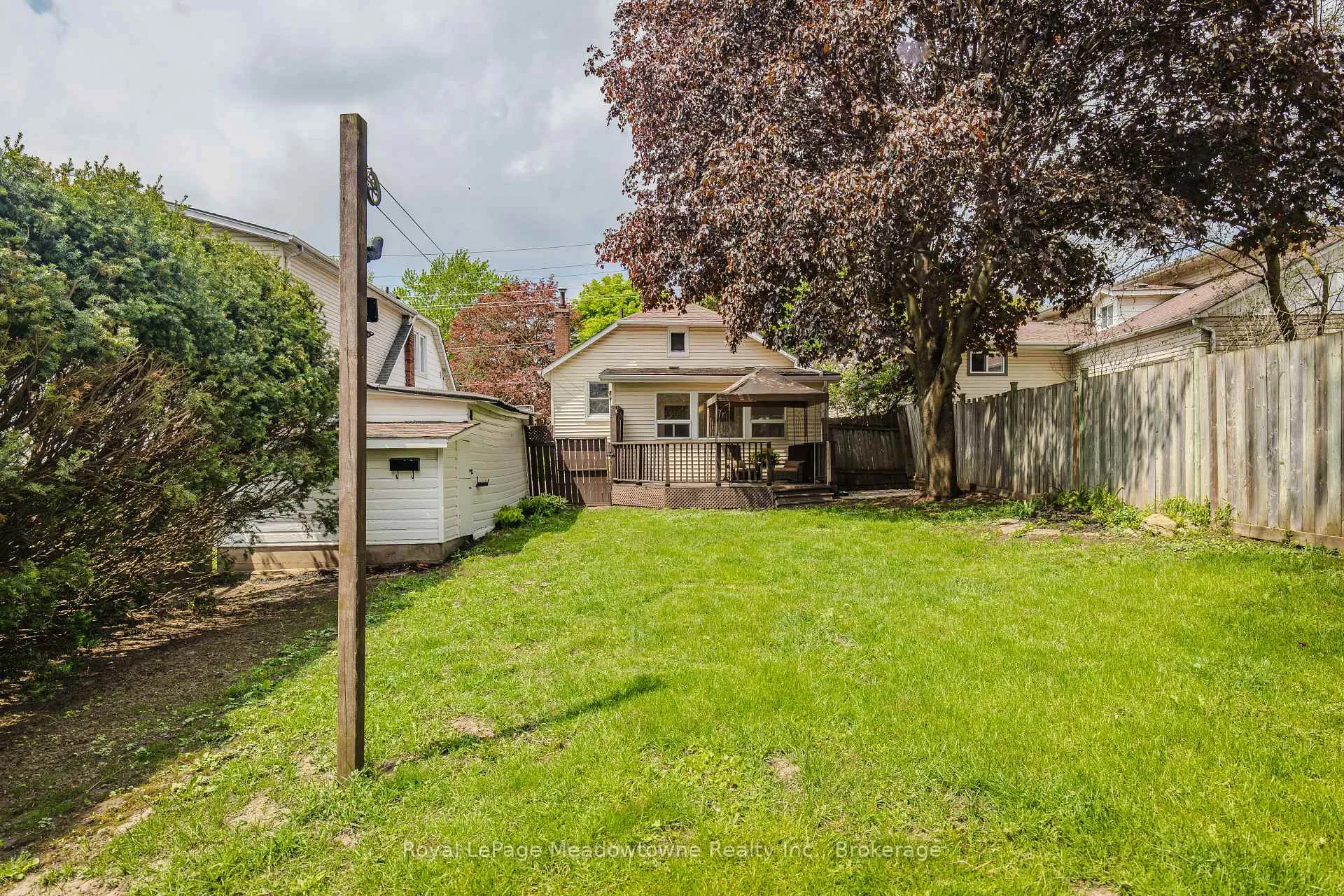 Photo 36 of 21 Elgin Street N, Cambridge, East Galt — HOMEH