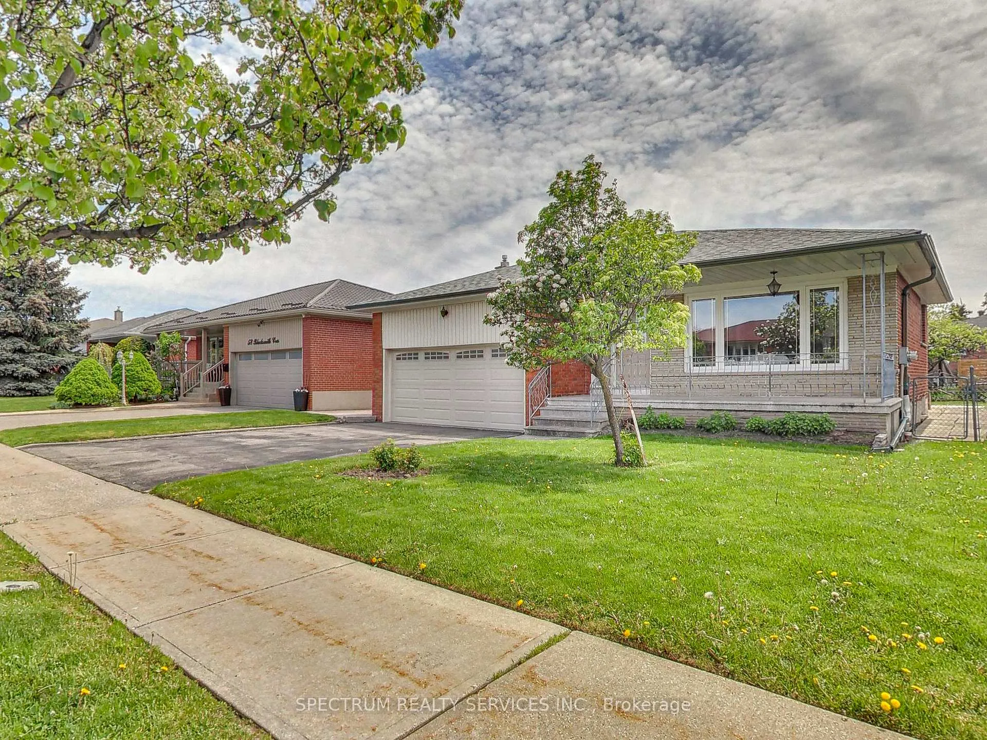 Photo 2 of 56 Blacksmith Crescent, North York, Black Creek — HOMEH