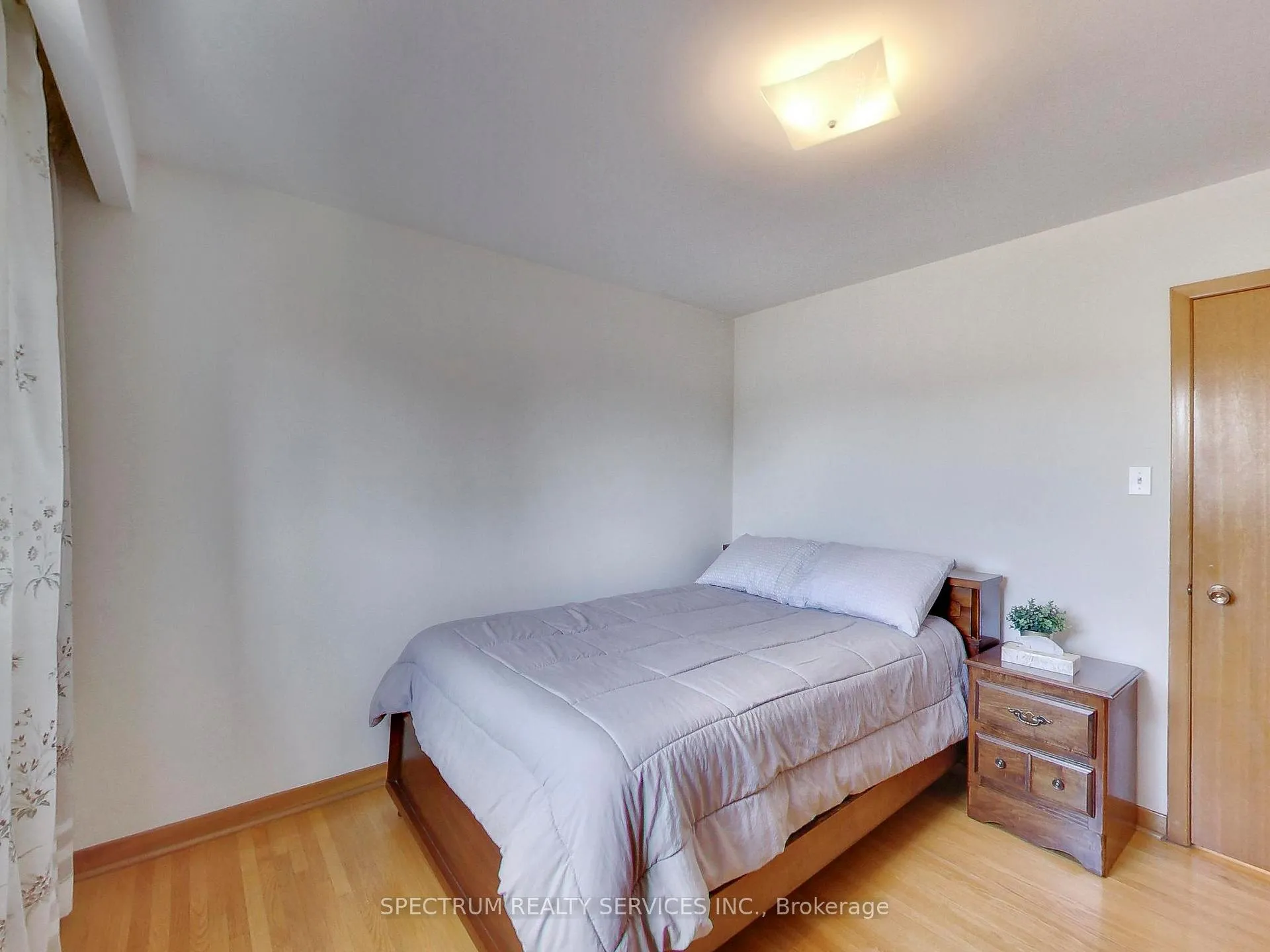 Photo 21 of 56 Blacksmith Crescent, North York, Black Creek — HOMEH