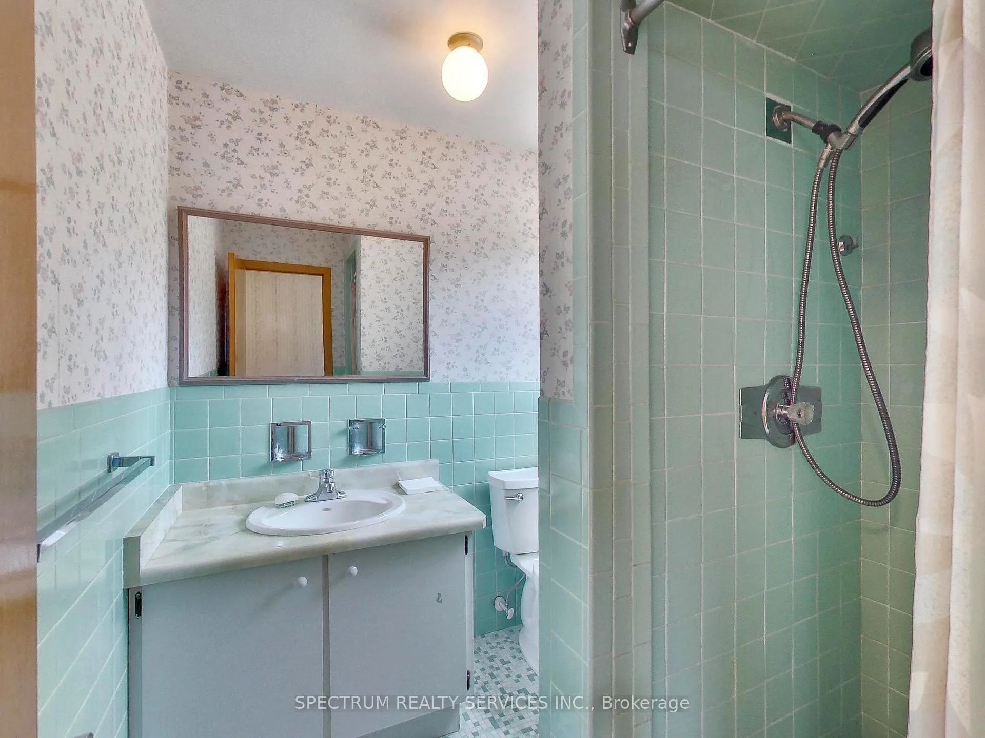 Photo 27 of 56 Blacksmith Crescent, North York, Black Creek — HOMEH