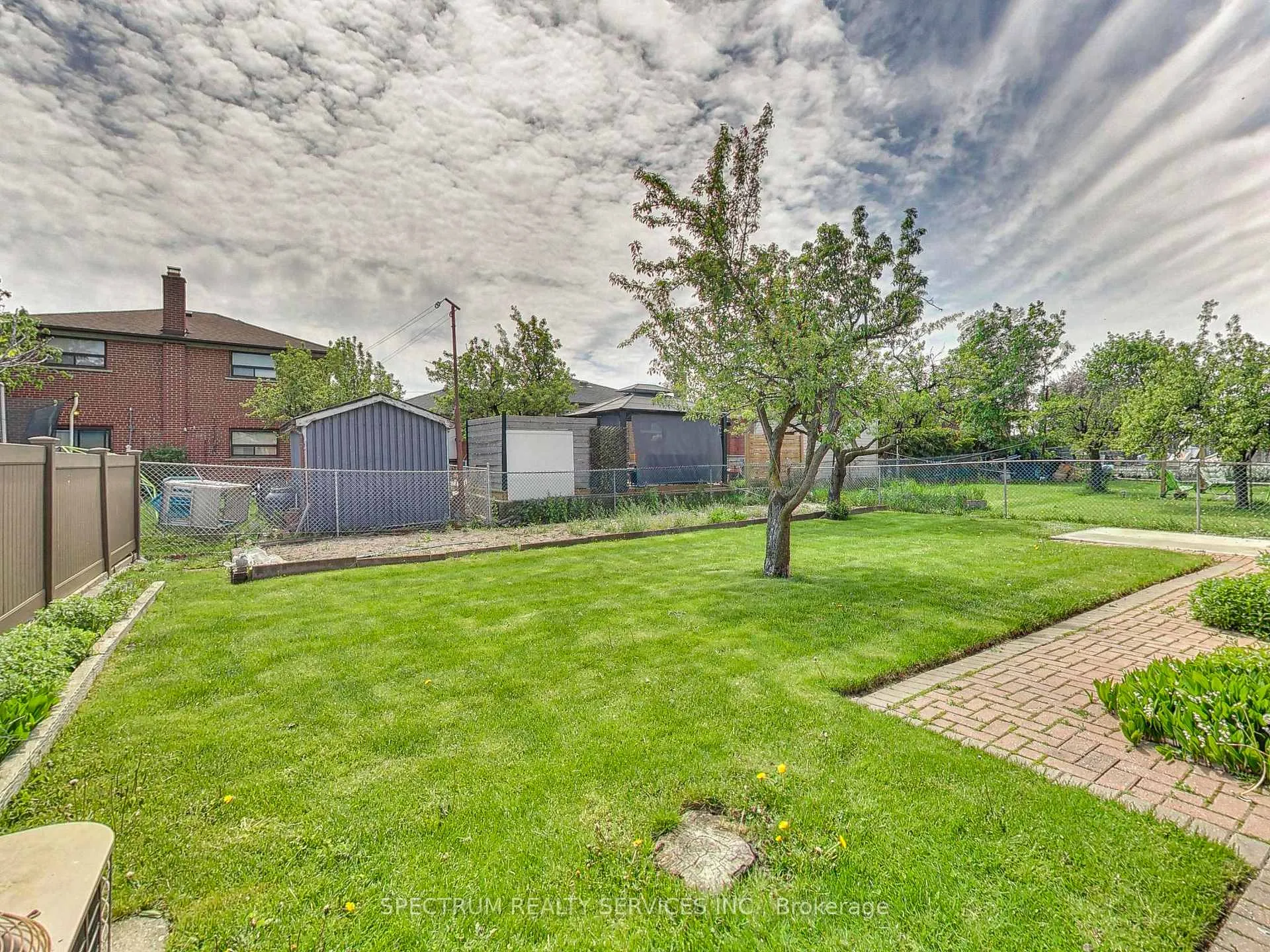 Photo 30 of 56 Blacksmith Crescent, North York, Black Creek — HOMEH