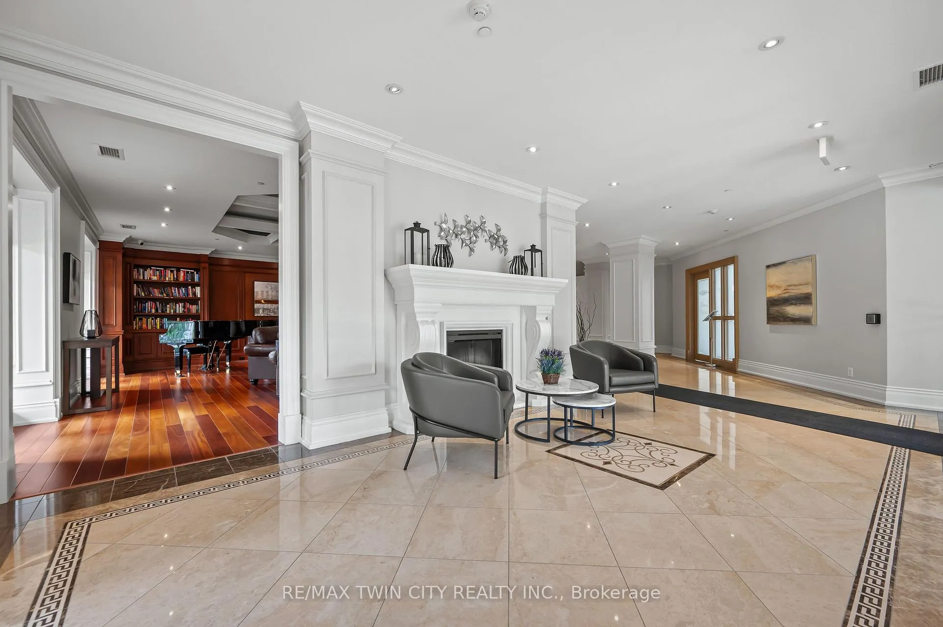 Photo 6 of Unit 706, 223 Erb Street W, Waterloo — HOMEH