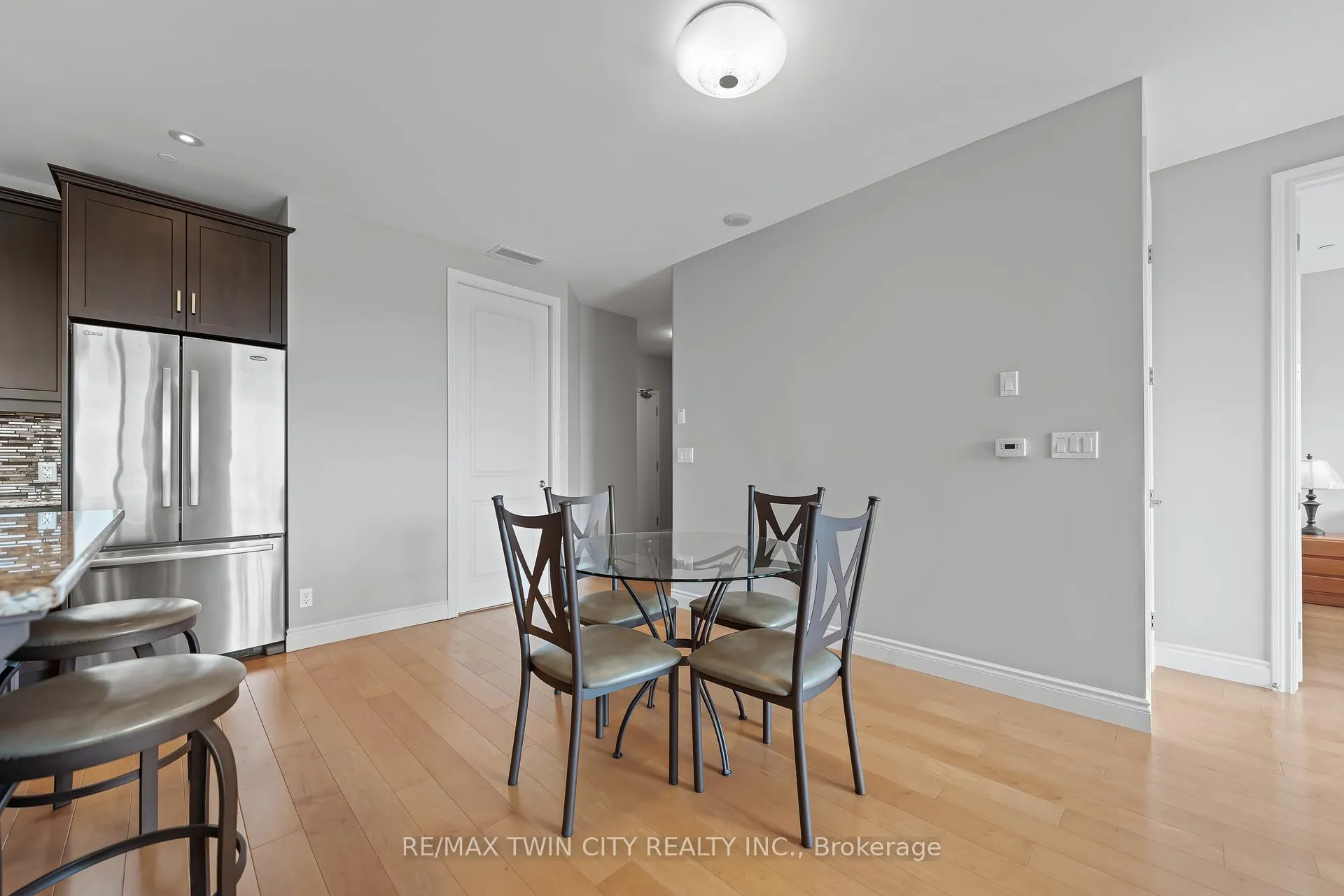 Photo 11 of Unit 706, 223 Erb Street W, Waterloo — HOMEH
