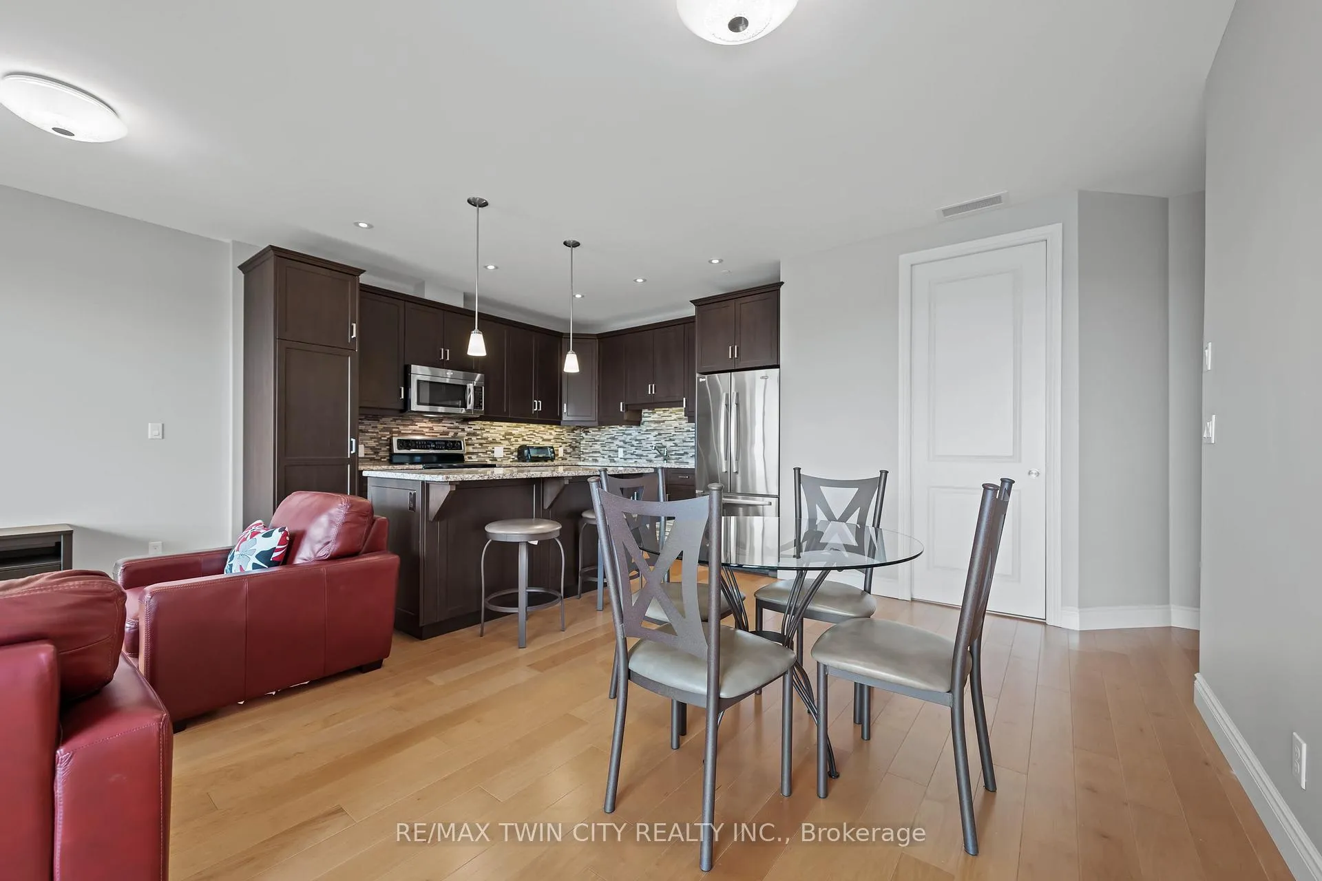 Photo 12 of Unit 706, 223 Erb Street W, Waterloo — HOMEH
