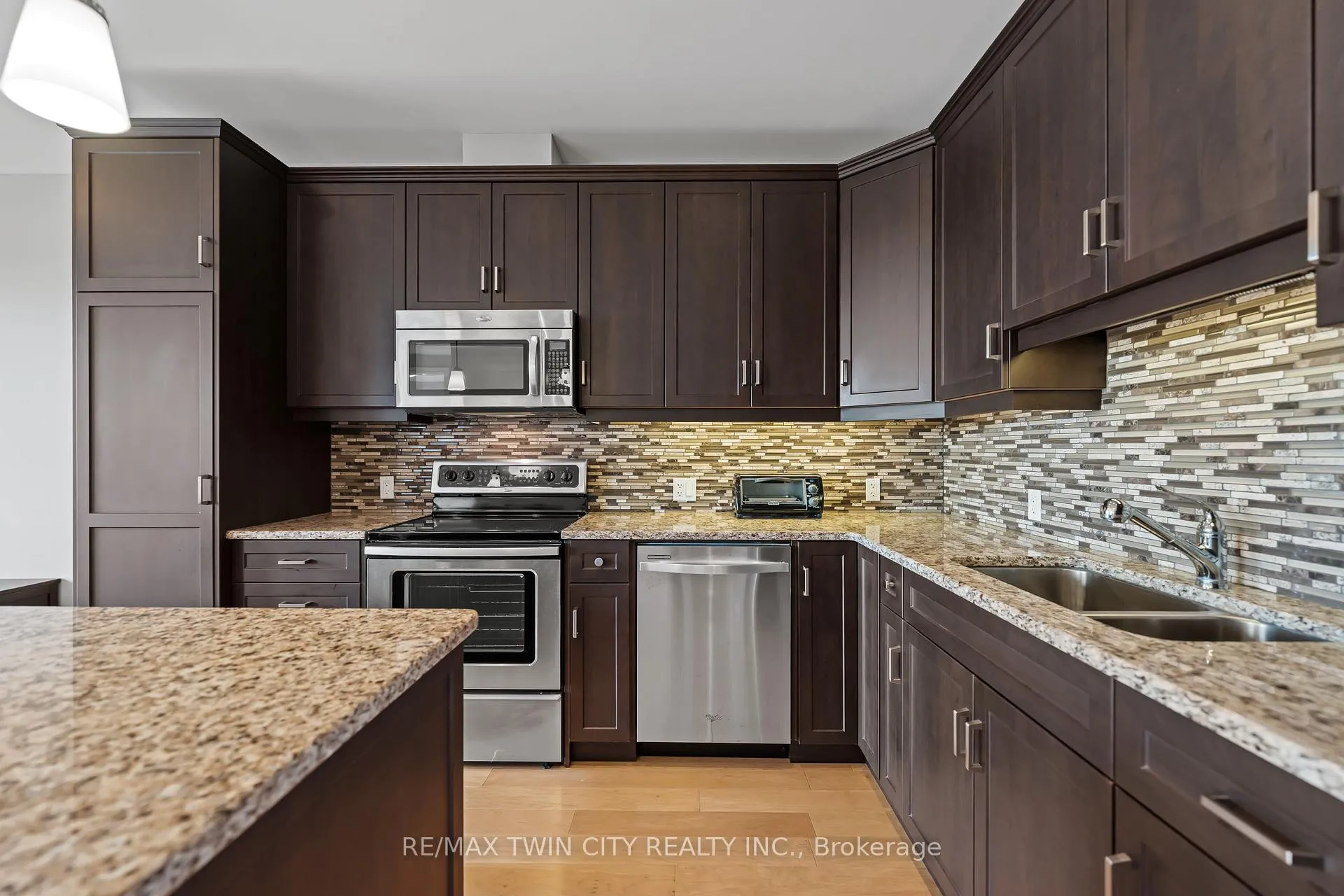 Photo 17 of Unit 706, 223 Erb Street W, Waterloo — HOMEH