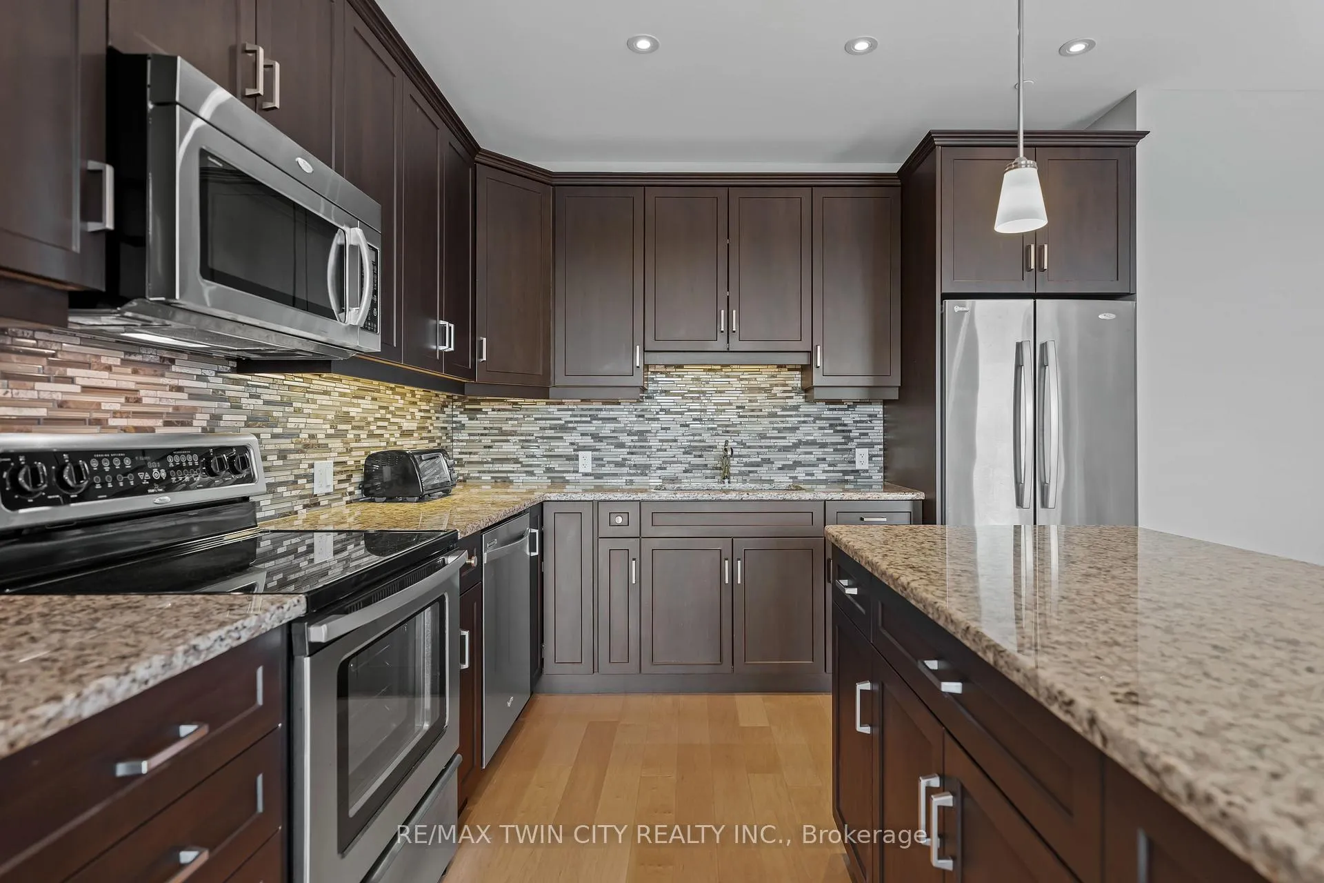 Photo 21 of Unit 706, 223 Erb Street W, Waterloo — HOMEH