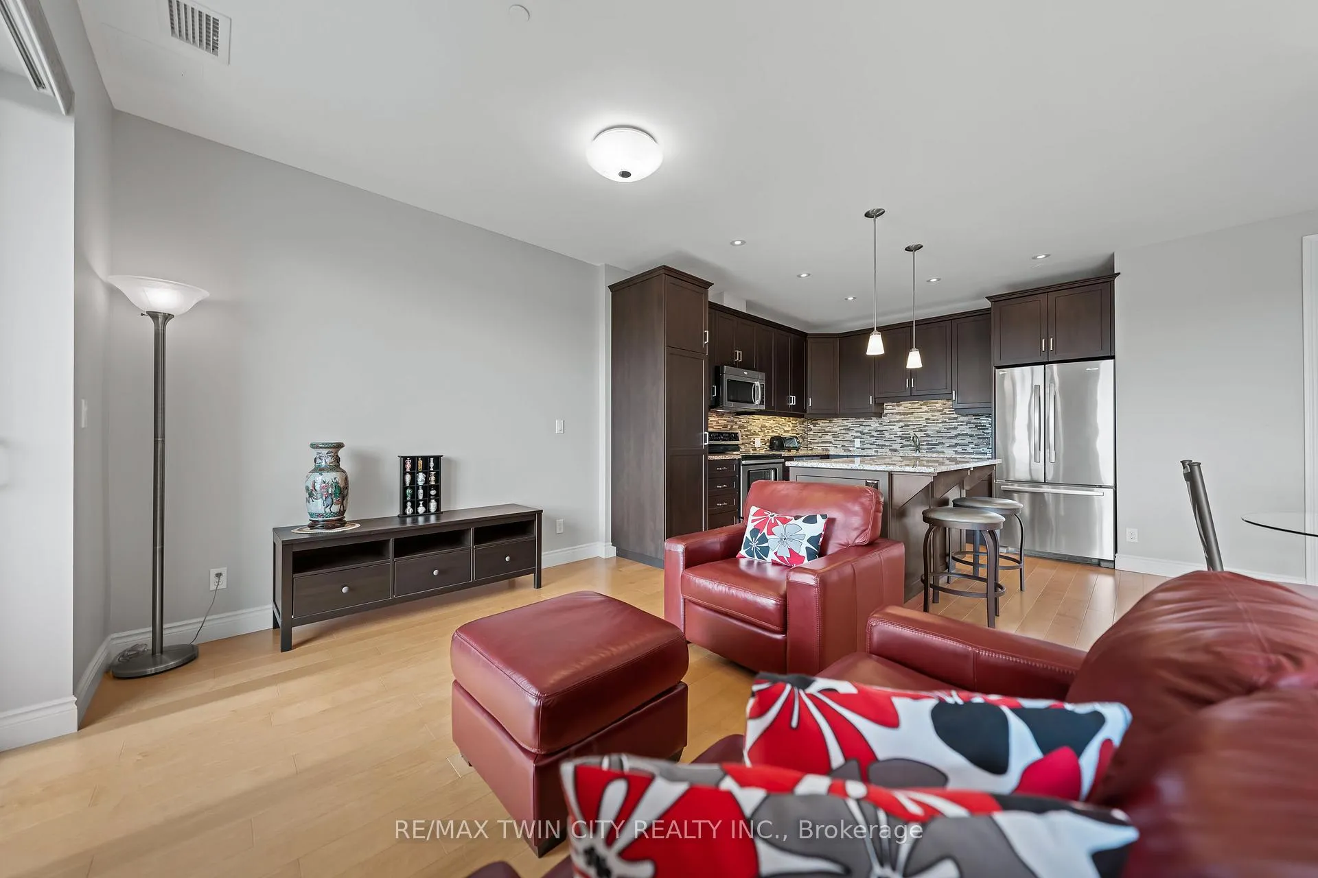 Photo 25 of Unit 706, 223 Erb Street W, Waterloo — HOMEH
