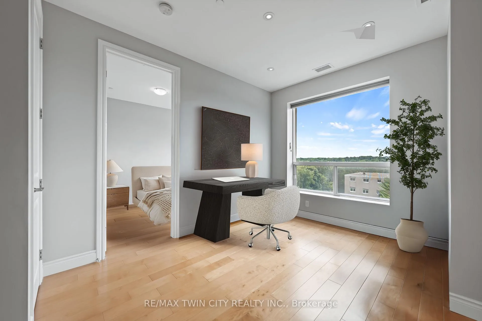 Photo 29 of Unit 706, 223 Erb Street W, Waterloo — HOMEH