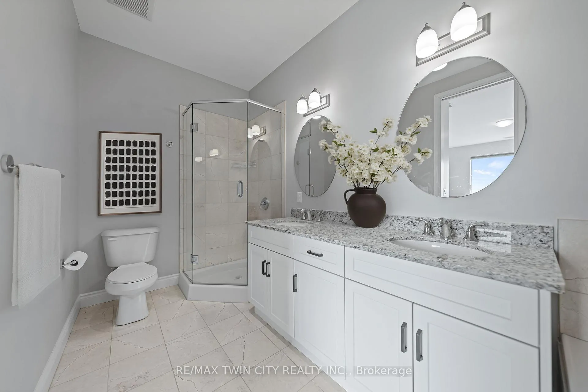 Photo 35 of Unit 706, 223 Erb Street W, Waterloo — HOMEH