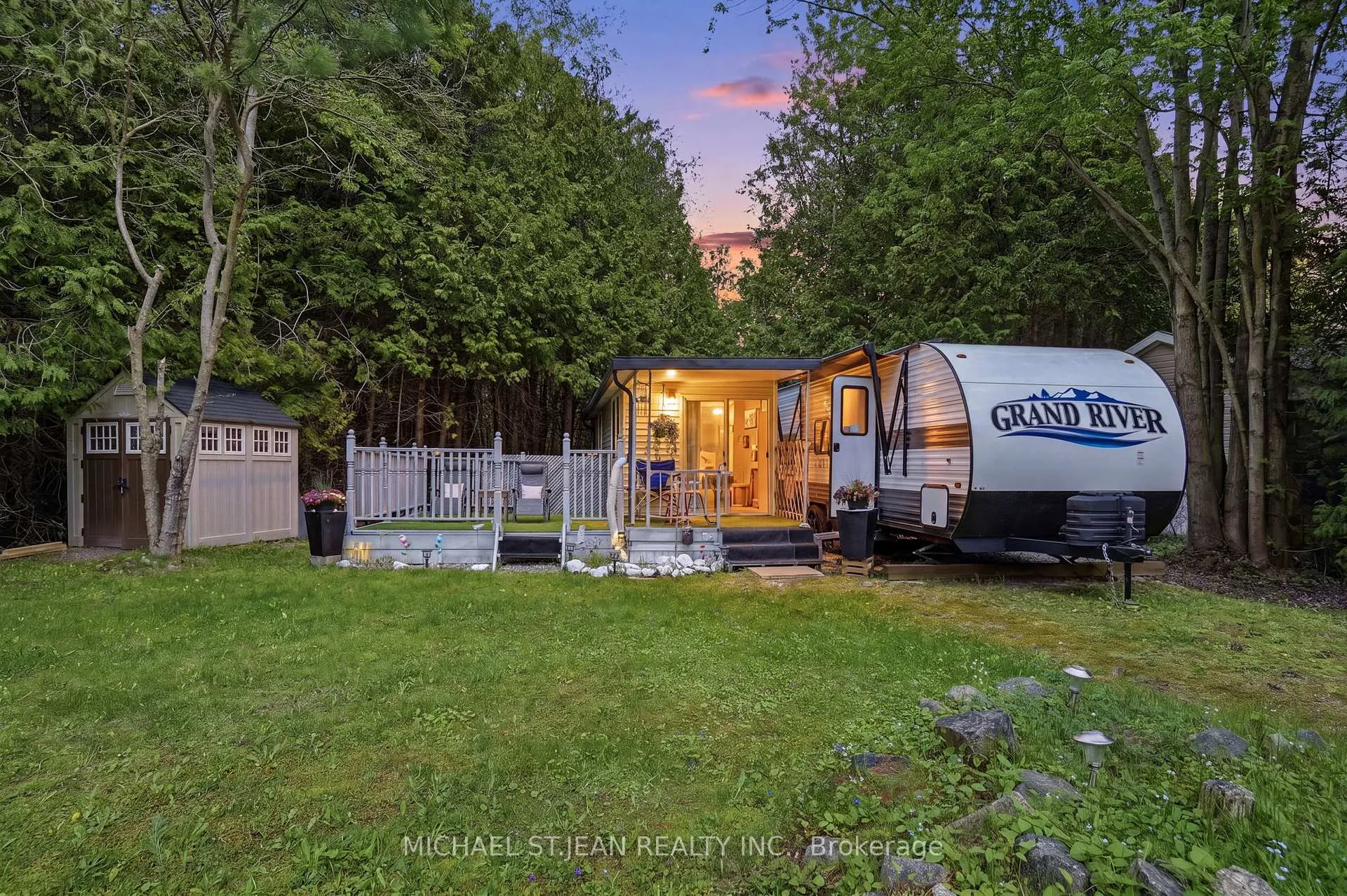 Photo 1 of 85 Eddie Lane, Hamilton, Rural Flamborough — HOMEH