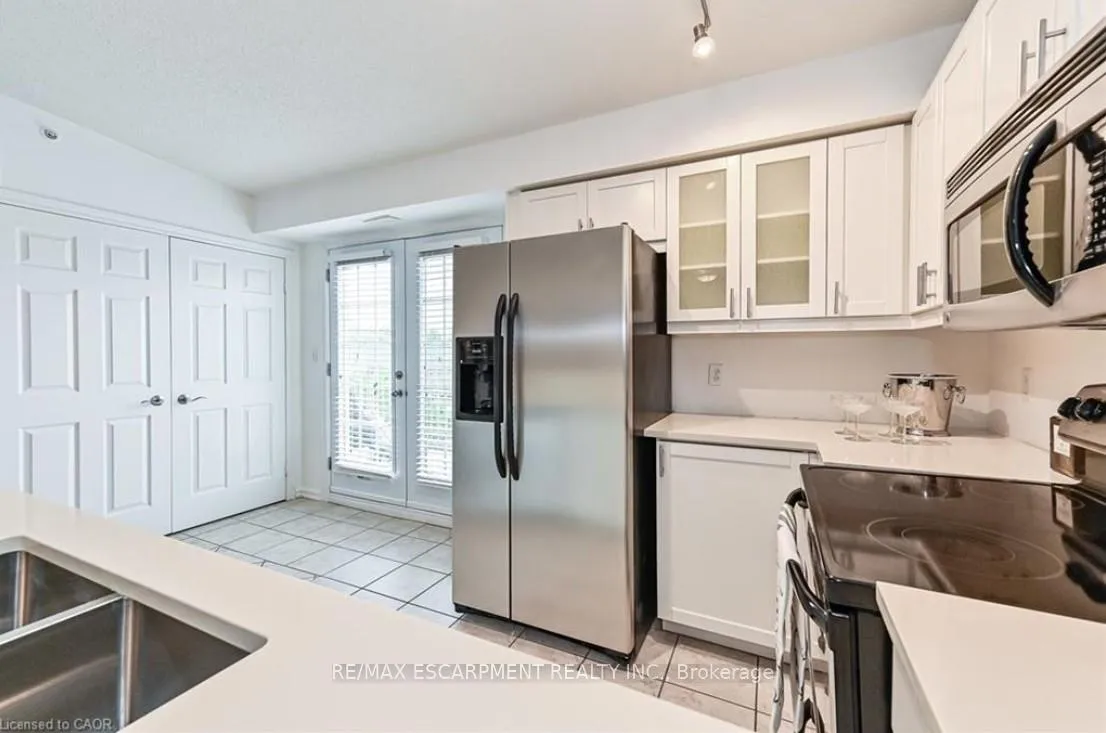 Photo 8 of Unit 401, 1830 Walkers Line, Burlington, Palmer — HOMEH