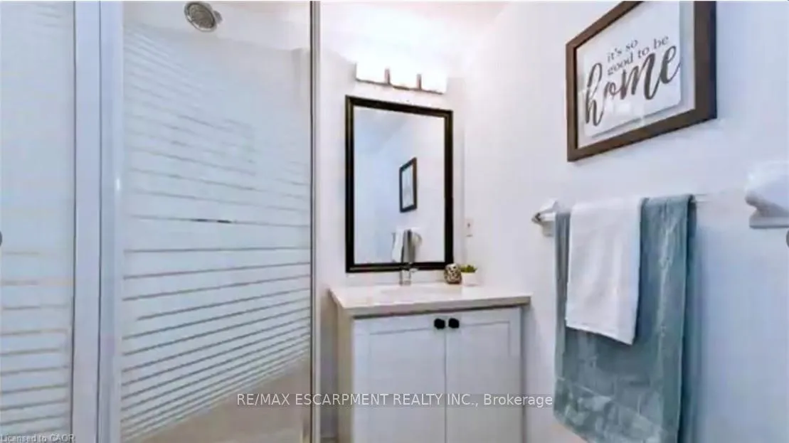 Photo 12 of Unit 401, 1830 Walkers Line, Burlington, Palmer — HOMEH