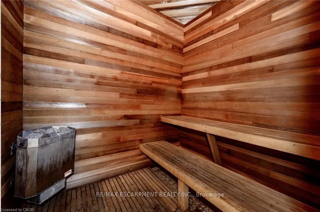 Photo 15 of Unit 401, 1830 Walkers Line, Burlington, Palmer — HOMEH
