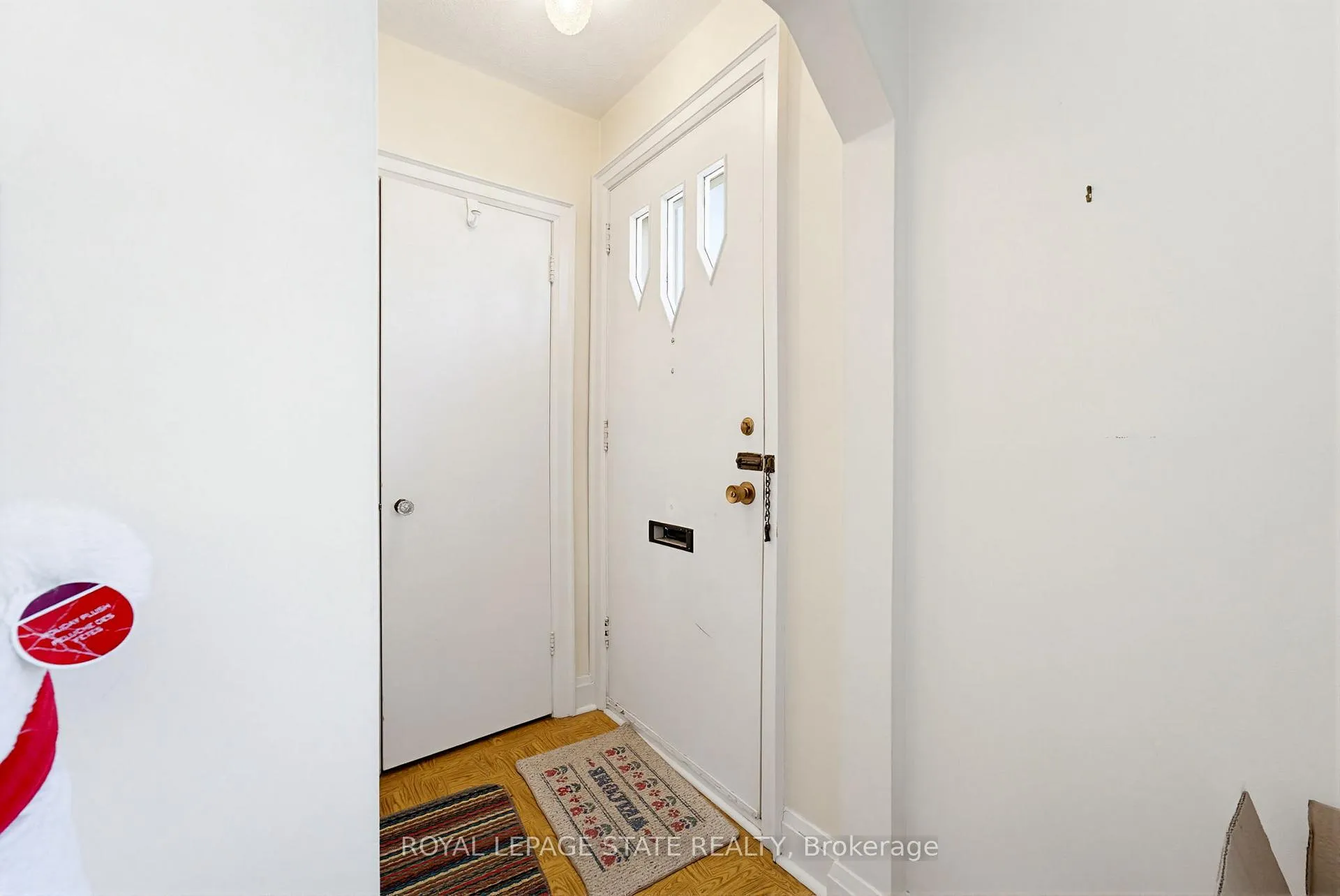 Photo 6 of 257 West 2nd Street, Hamilton, Bonnington — HOMEH