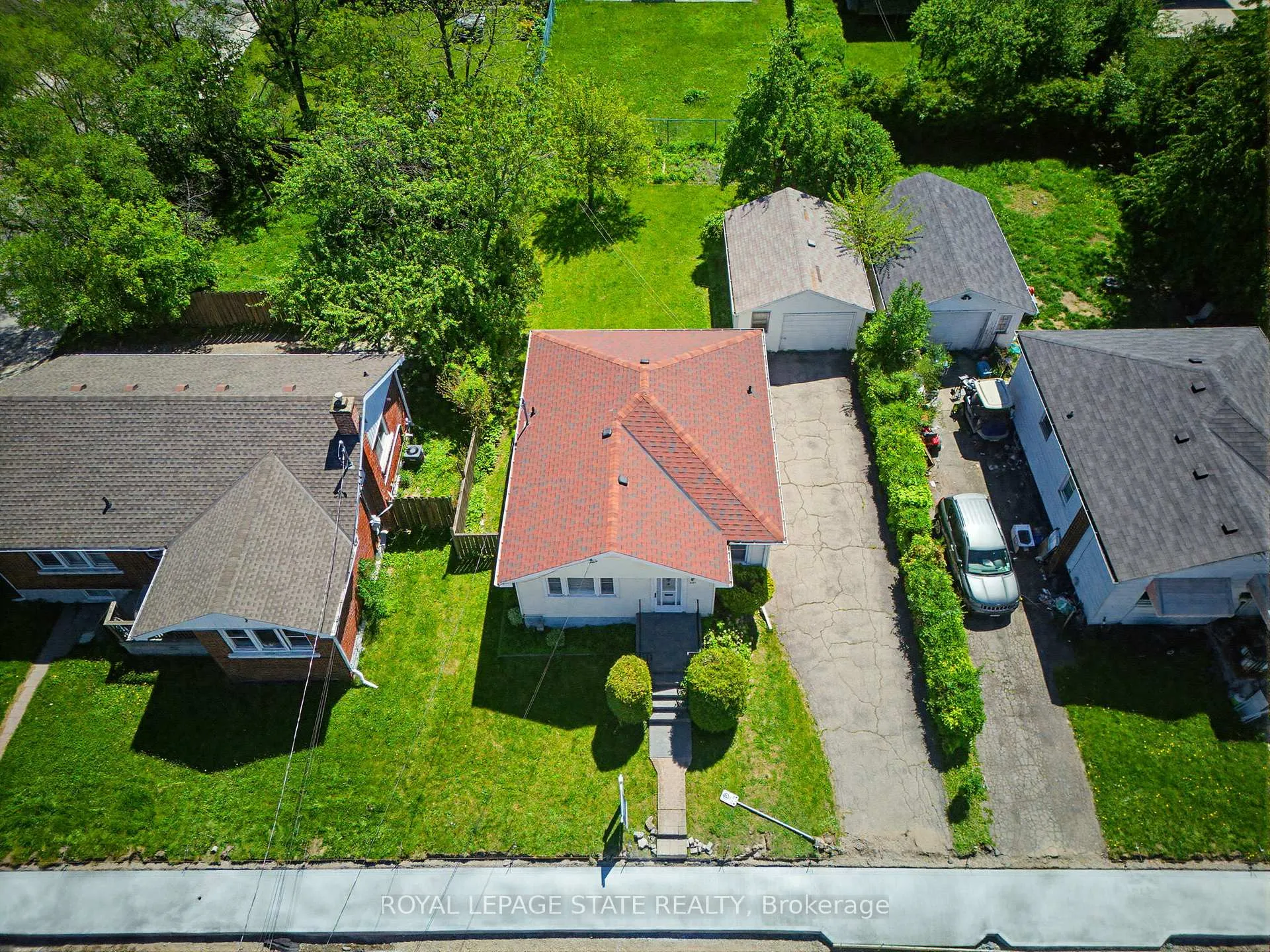 Photo 37 of 257 West 2nd Street, Hamilton, Bonnington — HOMEH