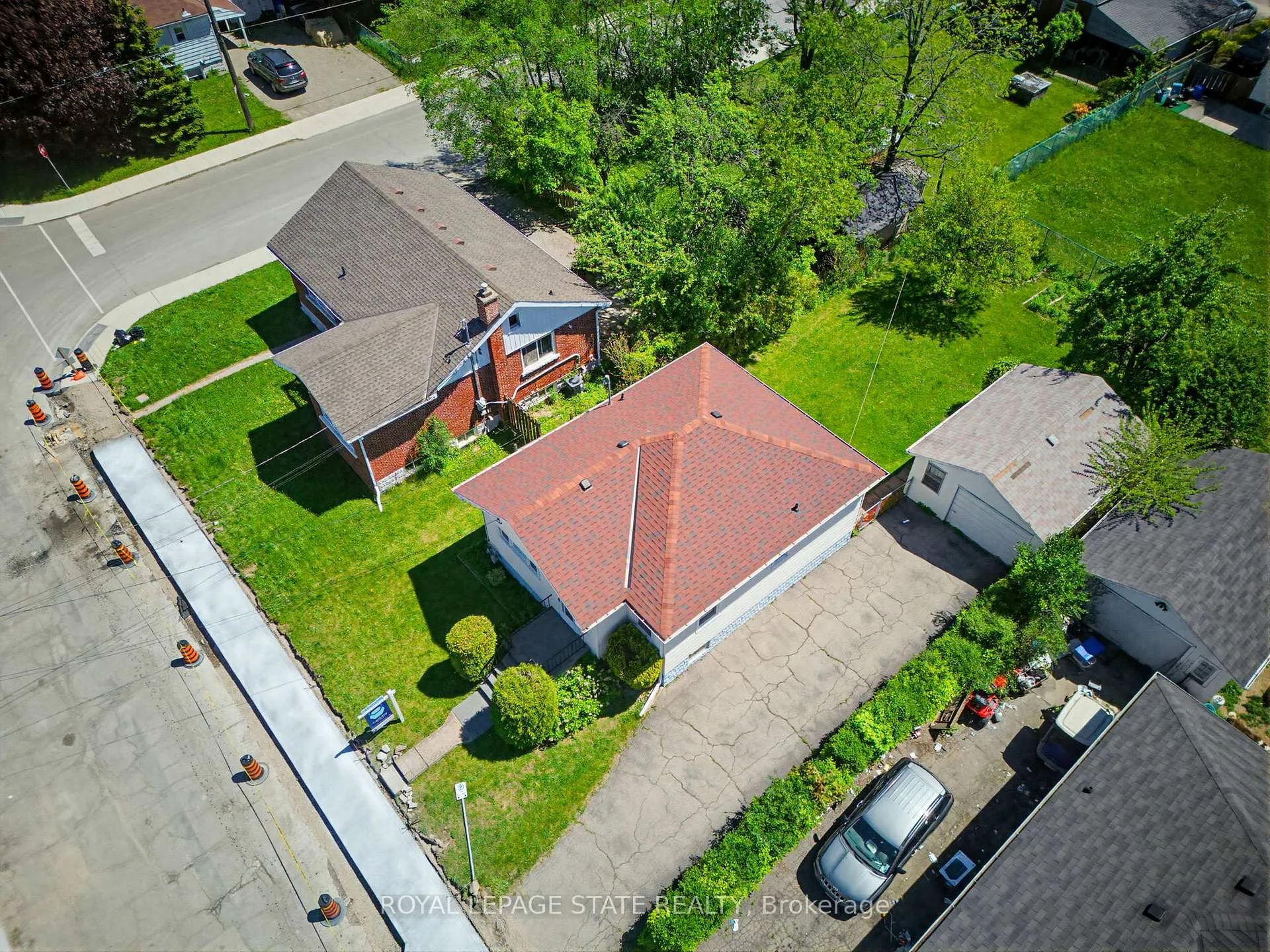 Photo 39 of 257 West 2nd Street, Hamilton, Bonnington — HOMEH