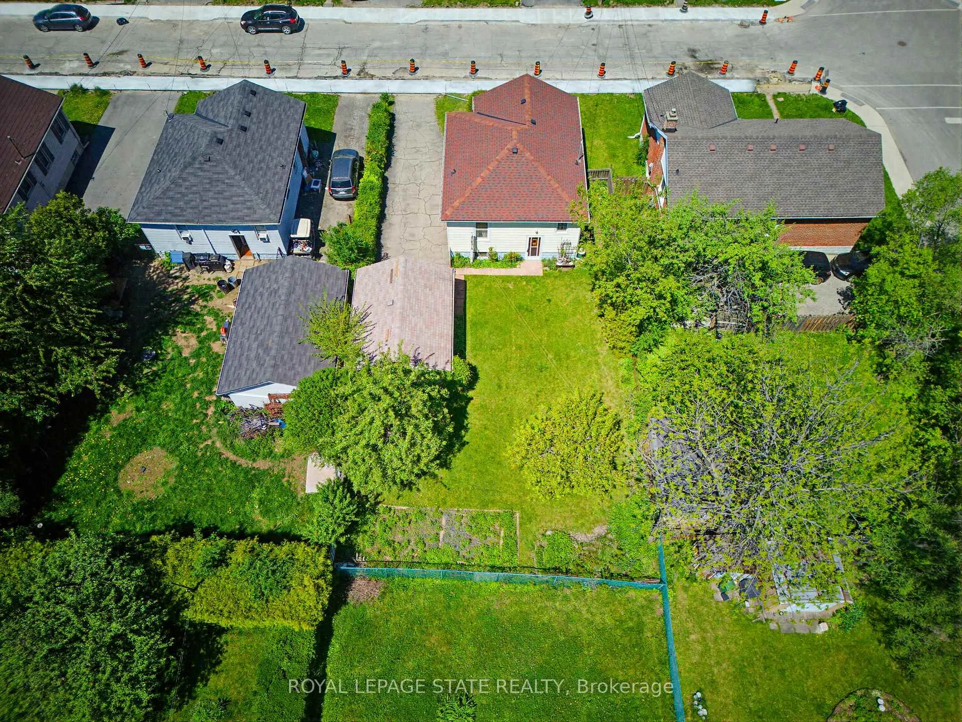 Photo 41 of 257 West 2nd Street, Hamilton, Bonnington — HOMEH