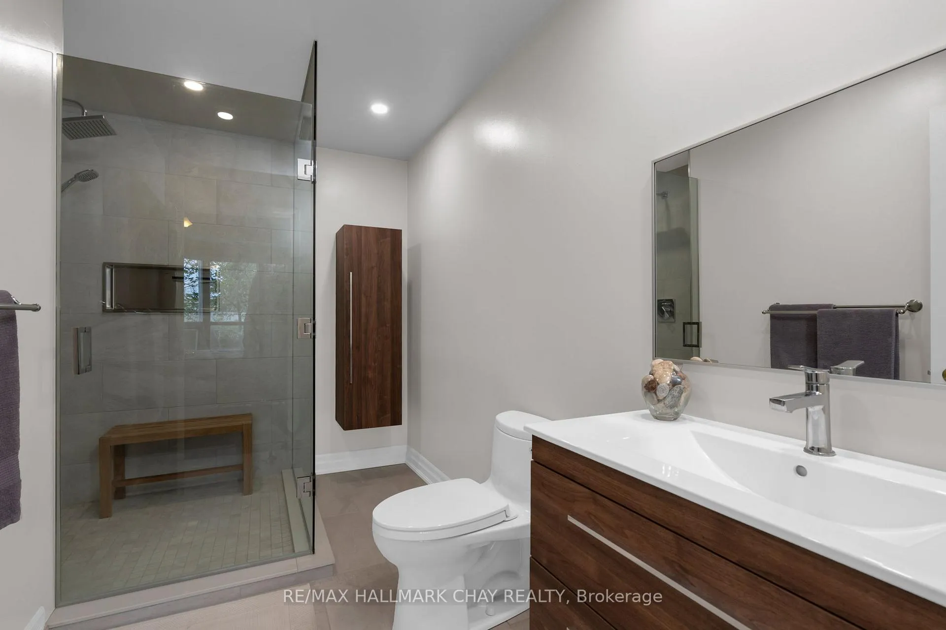 Photo 17 of Unit 308, 6 Toronto Street, Barrie, City Centre — HOMEH