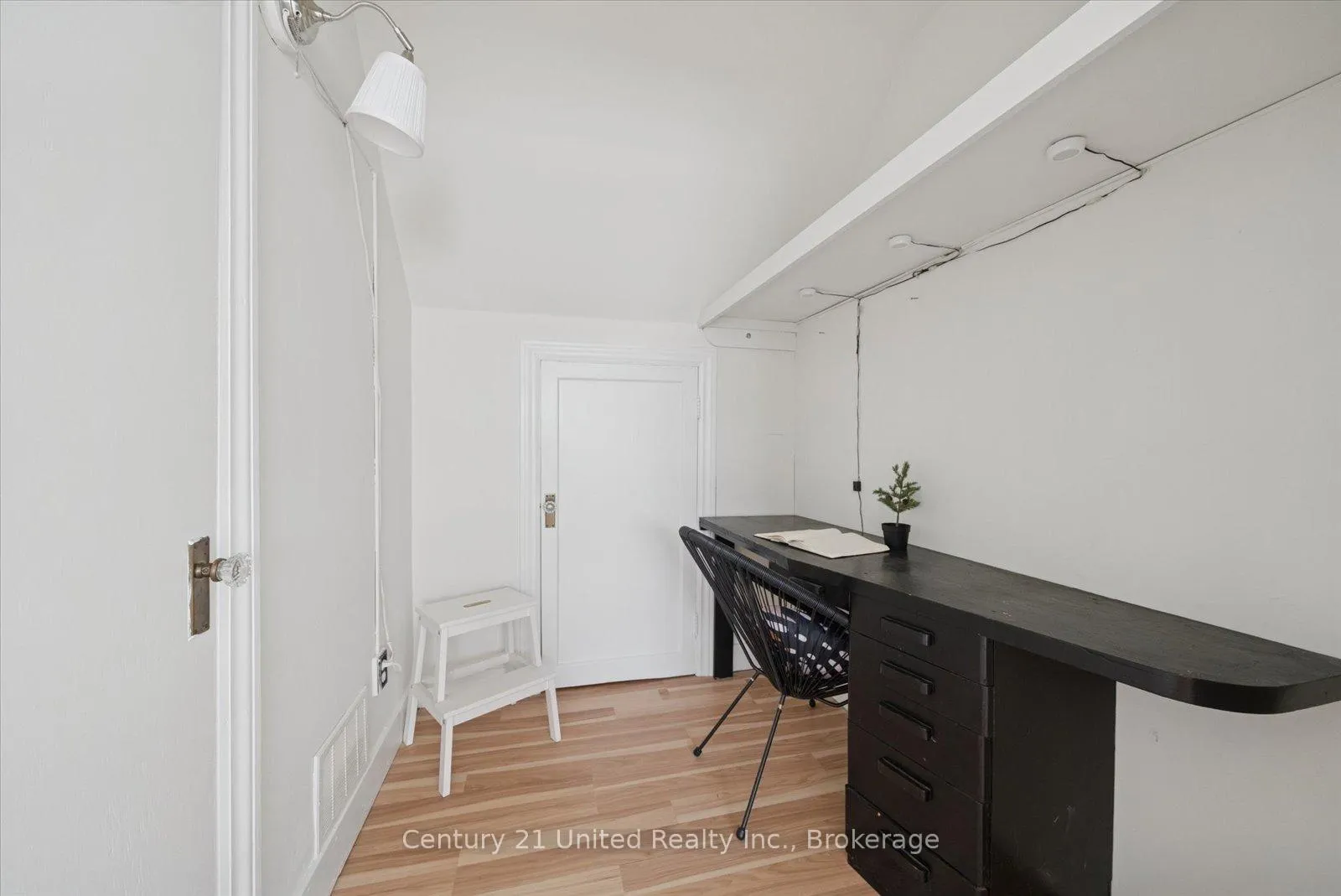 Photo 23 of 375 Albertus Avenue, Peterborough, Town Ward 3 — HOMEH