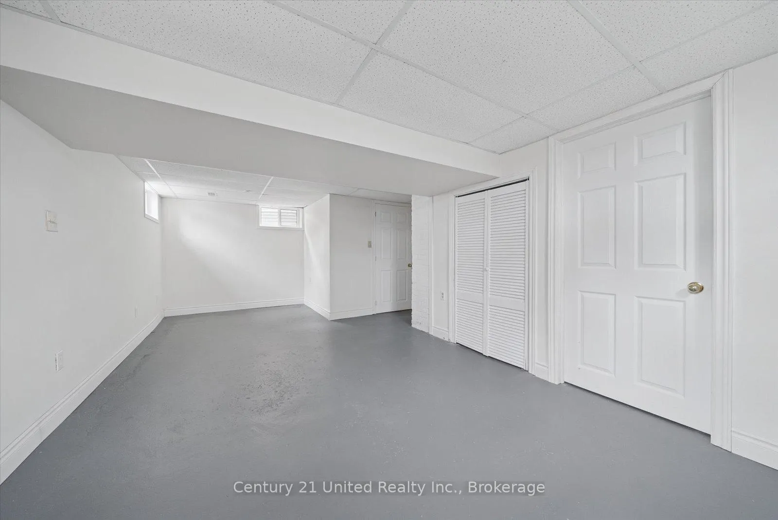 Photo 33 of 375 Albertus Avenue, Peterborough, Town Ward 3 — HOMEH
