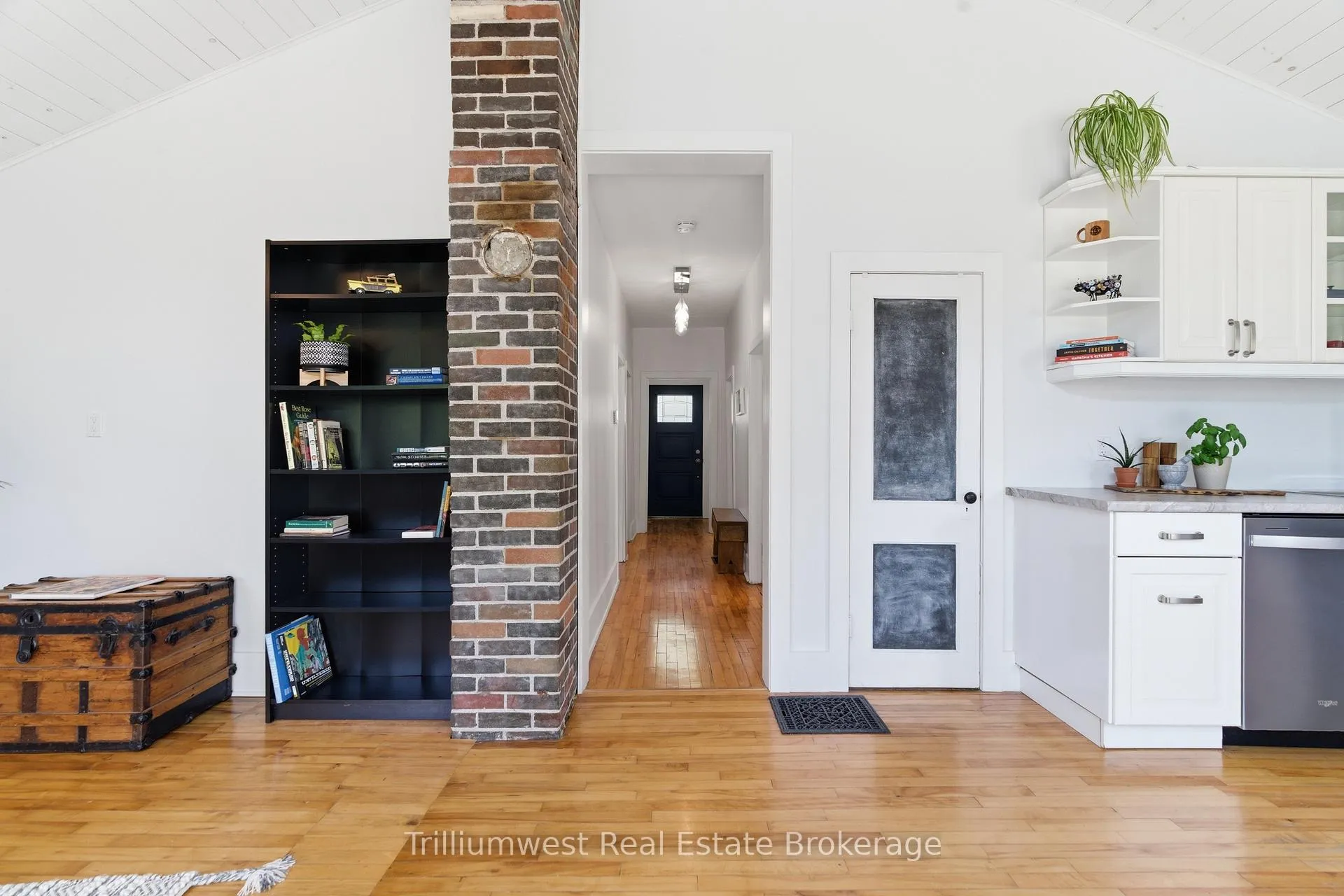 Photo 9 of 78 Essex Street, Guelph, Downtown — HOMEH