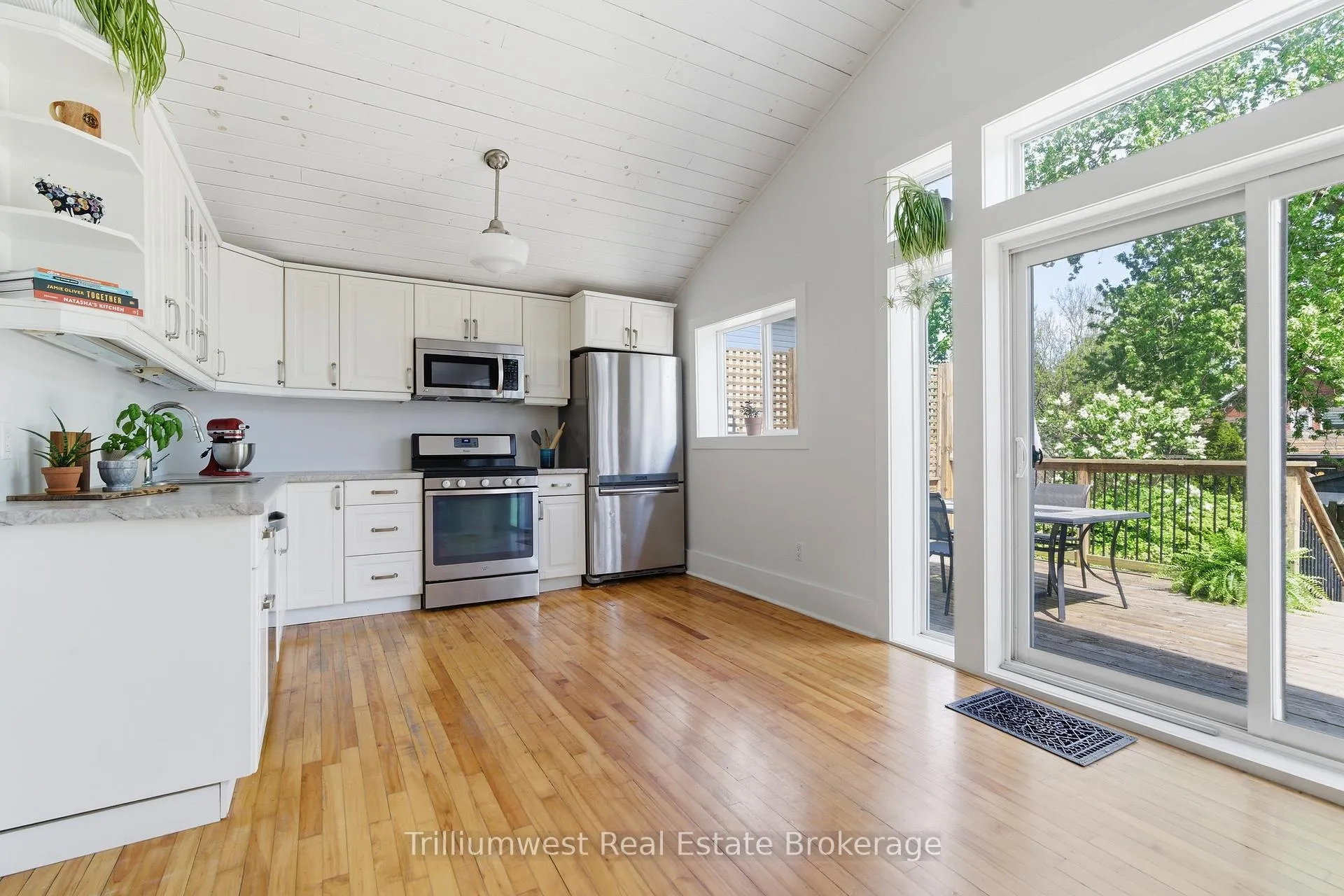 Photo 10 of 78 Essex Street, Guelph, Downtown — HOMEH