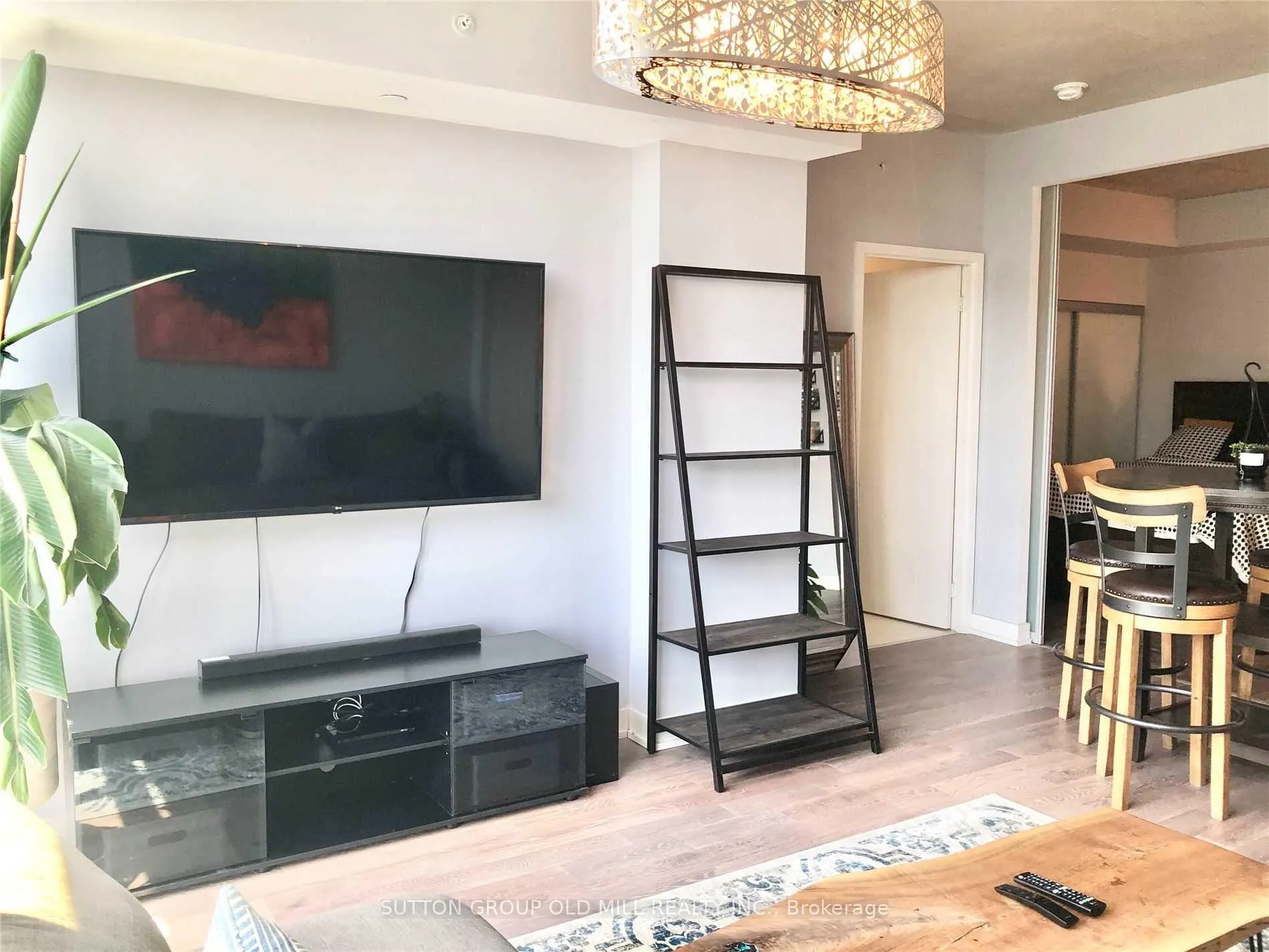 Photo 5 of Unit 1012, 1190 Dundas Street E, Toronto, South Riverdale — HOMEH