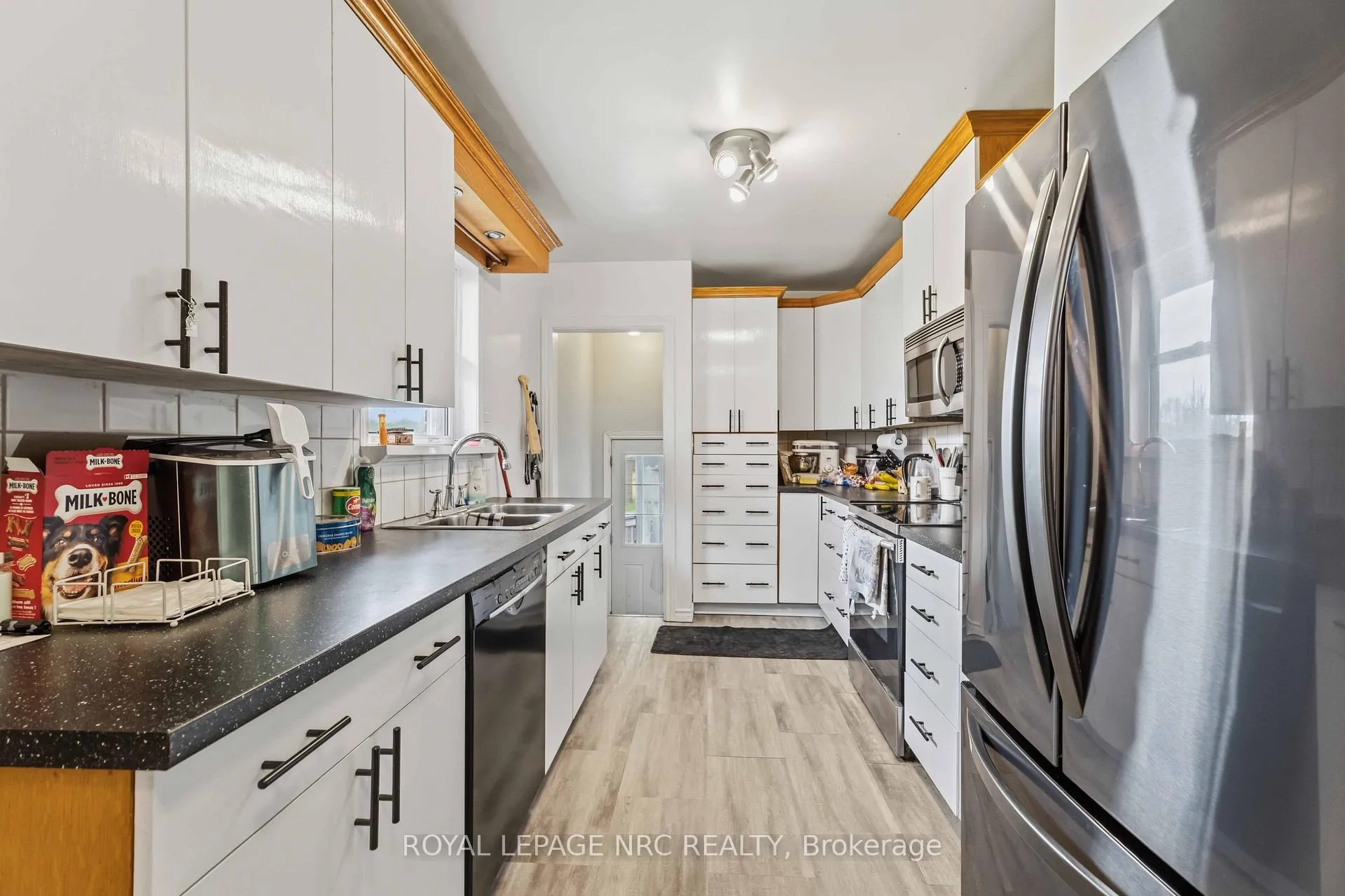 Photo 13 of 7101 Roger Crescent, Niagara Falls, Arad/Fallsview — HOMEH