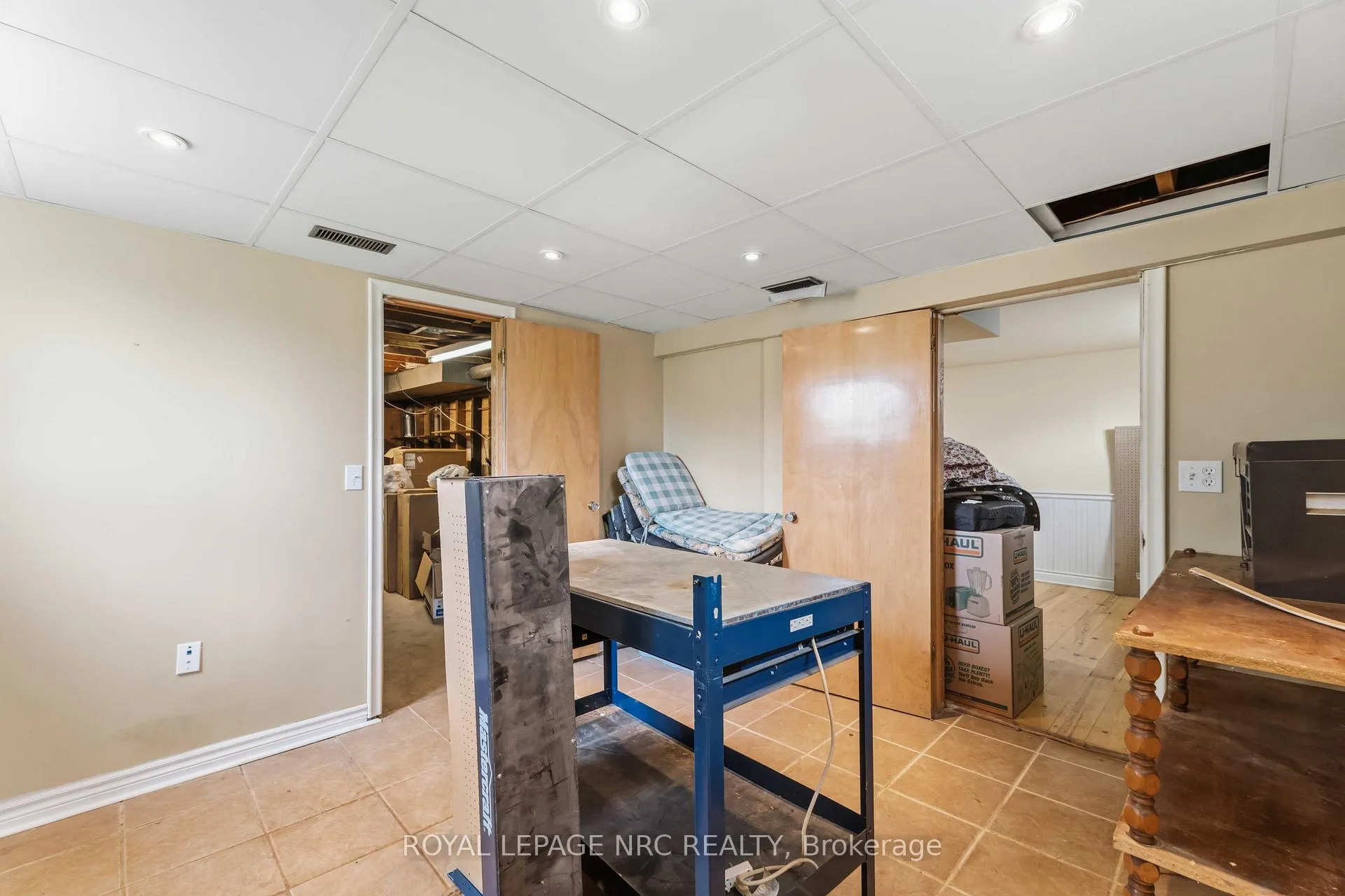Photo 33 of 7101 Roger Crescent, Niagara Falls, Arad/Fallsview — HOMEH