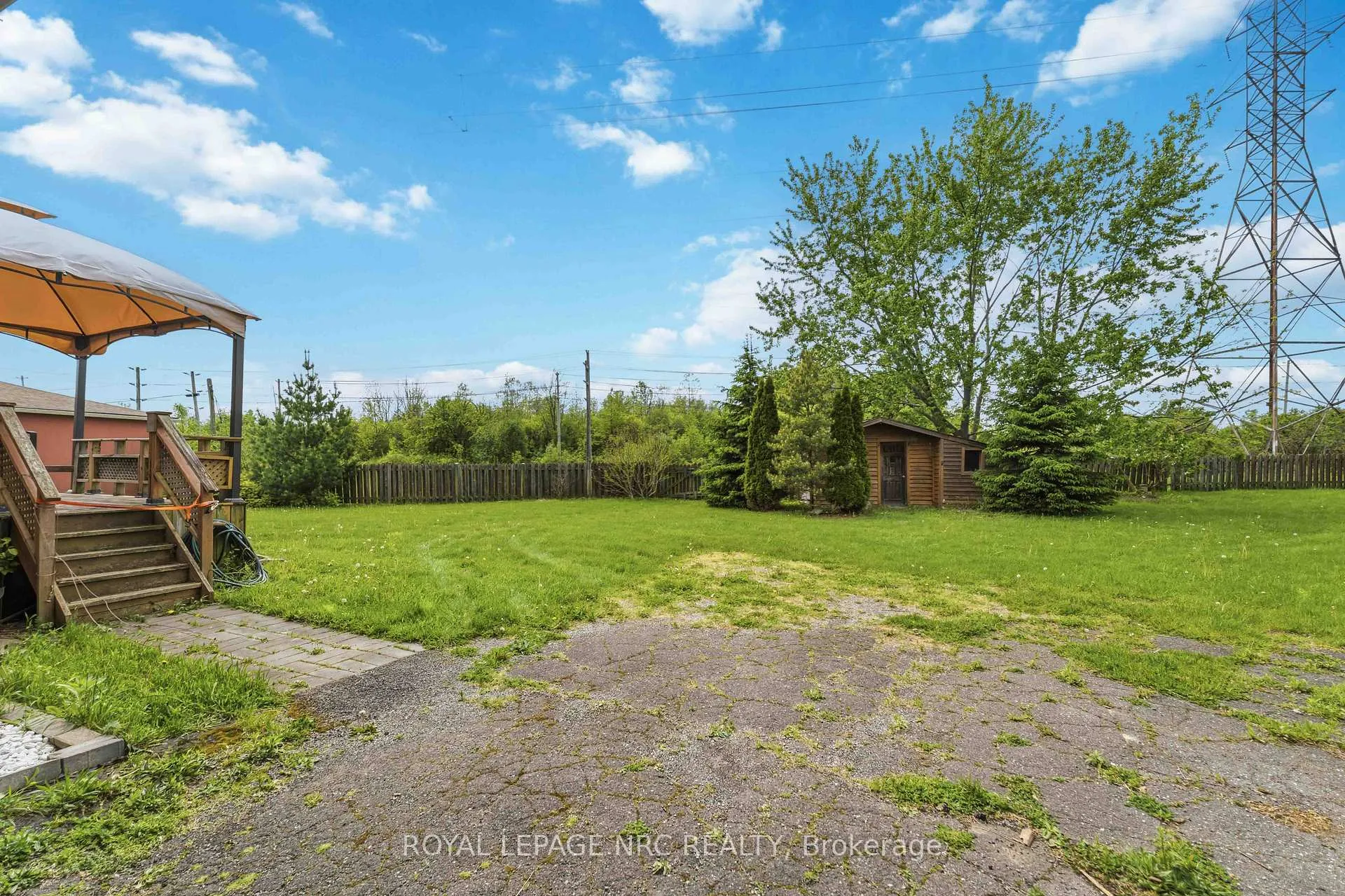 Photo 39 of 7101 Roger Crescent, Niagara Falls, Arad/Fallsview — HOMEH