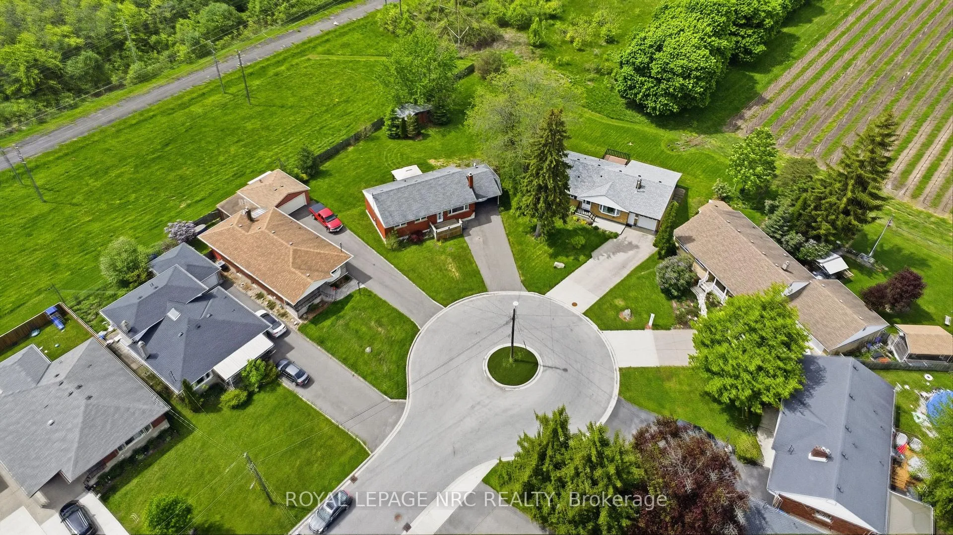 Photo 45 of 7101 Roger Crescent, Niagara Falls, Arad/Fallsview — HOMEH