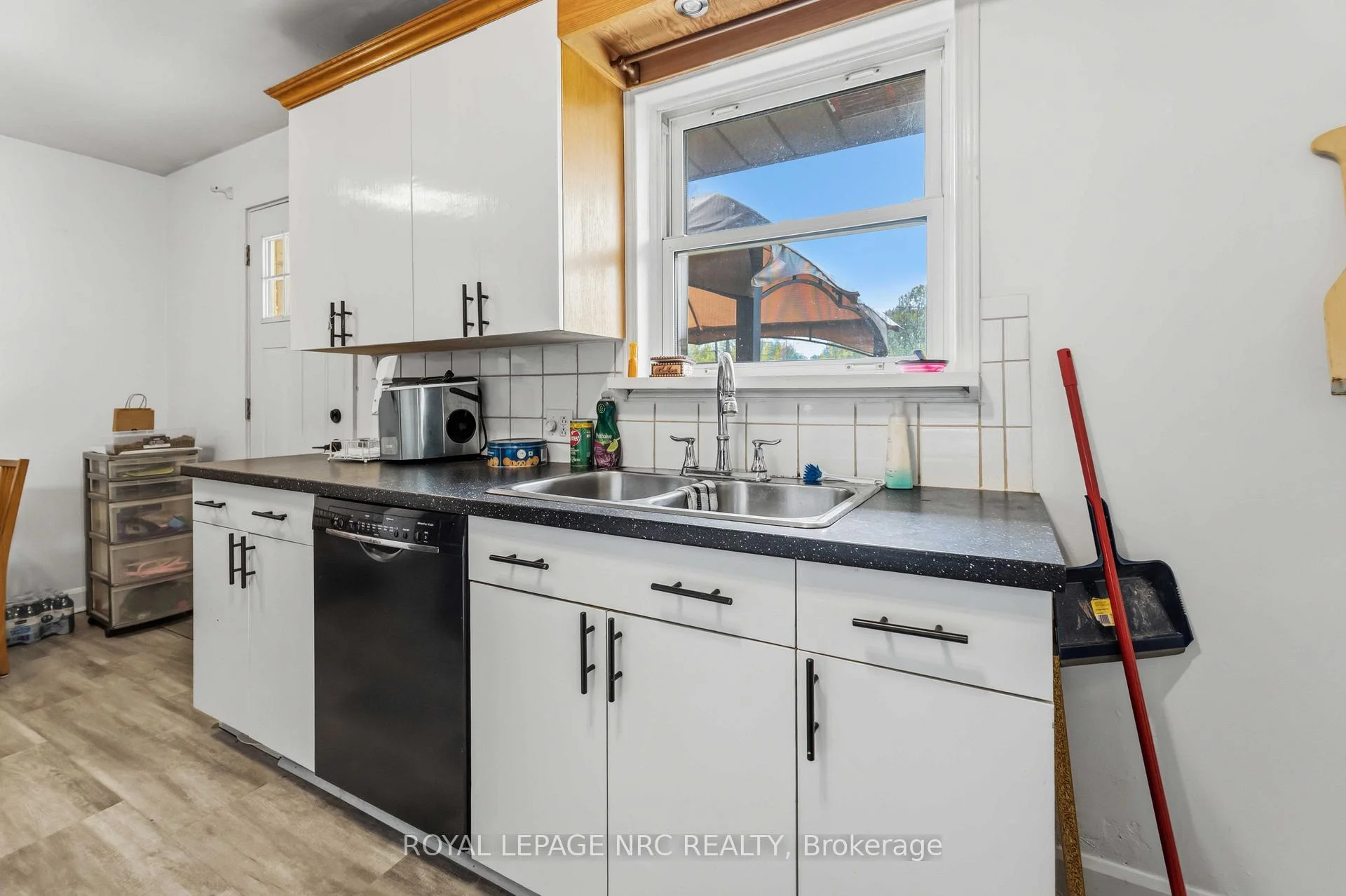 Photo 18 of 7101 Roger Crescent, Niagara Falls, Arad/Fallsview — HOMEH