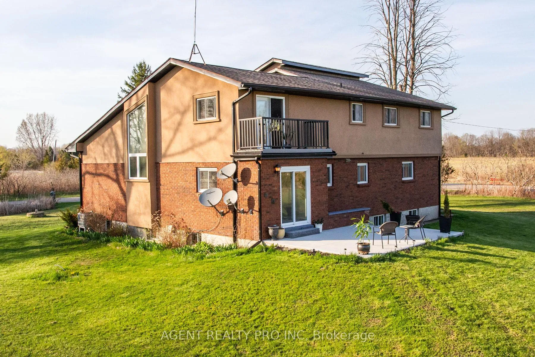 Photo 5 of 6571 Carroll Drive, Southwest Middlesex, Rural Southwest Middlesex — HOMEH