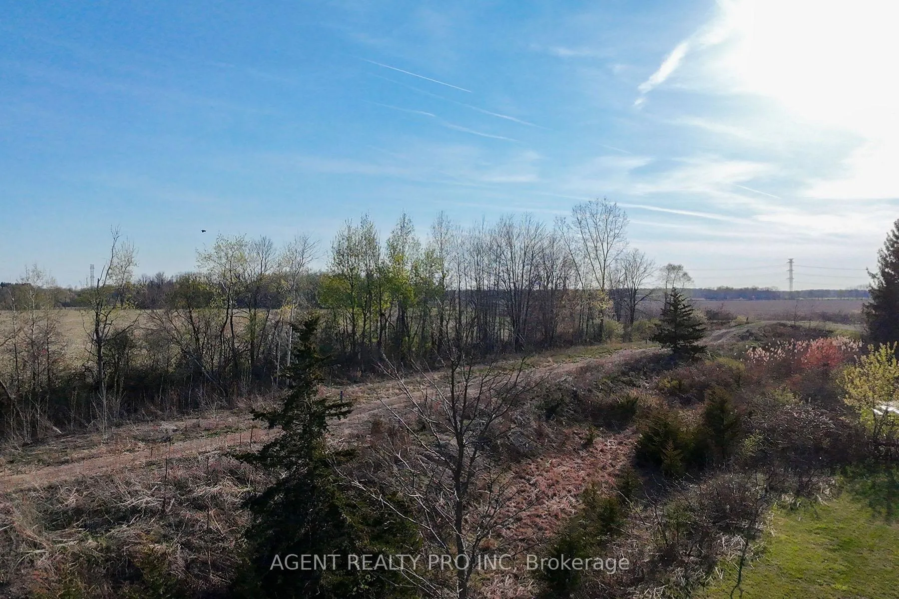 Photo 9 of 6571 Carroll Drive, Southwest Middlesex, Rural Southwest Middlesex — HOMEH