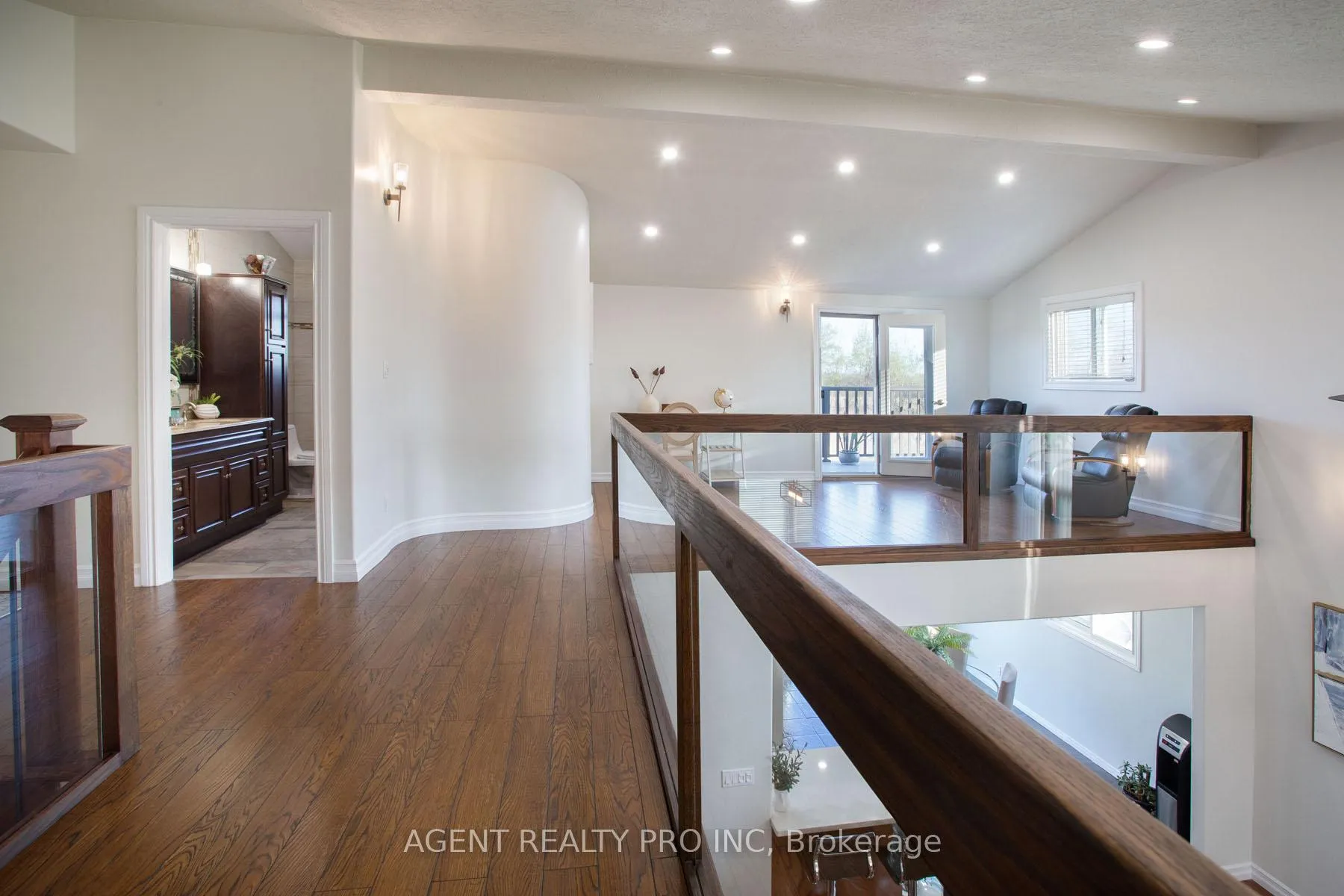 Photo 37 of 6571 Carroll Drive, Southwest Middlesex, Rural Southwest Middlesex — HOMEH