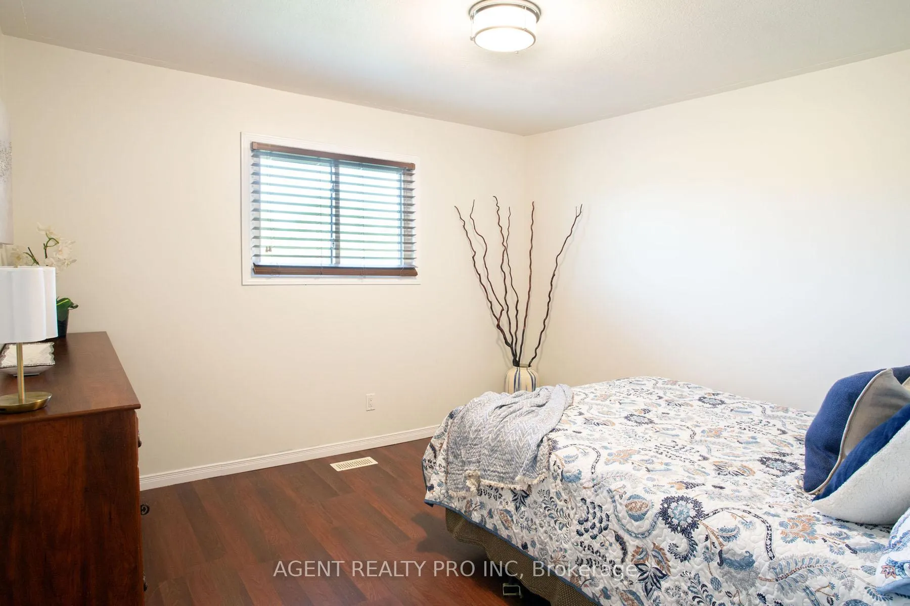 Photo 46 of 6571 Carroll Drive, Southwest Middlesex, Rural Southwest Middlesex — HOMEH