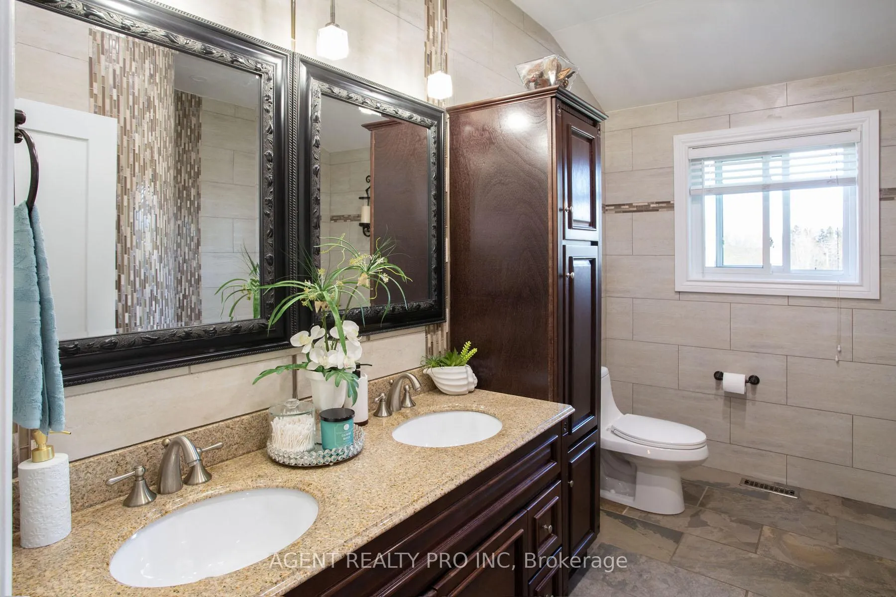 Photo 48 of 6571 Carroll Drive, Southwest Middlesex, Rural Southwest Middlesex — HOMEH