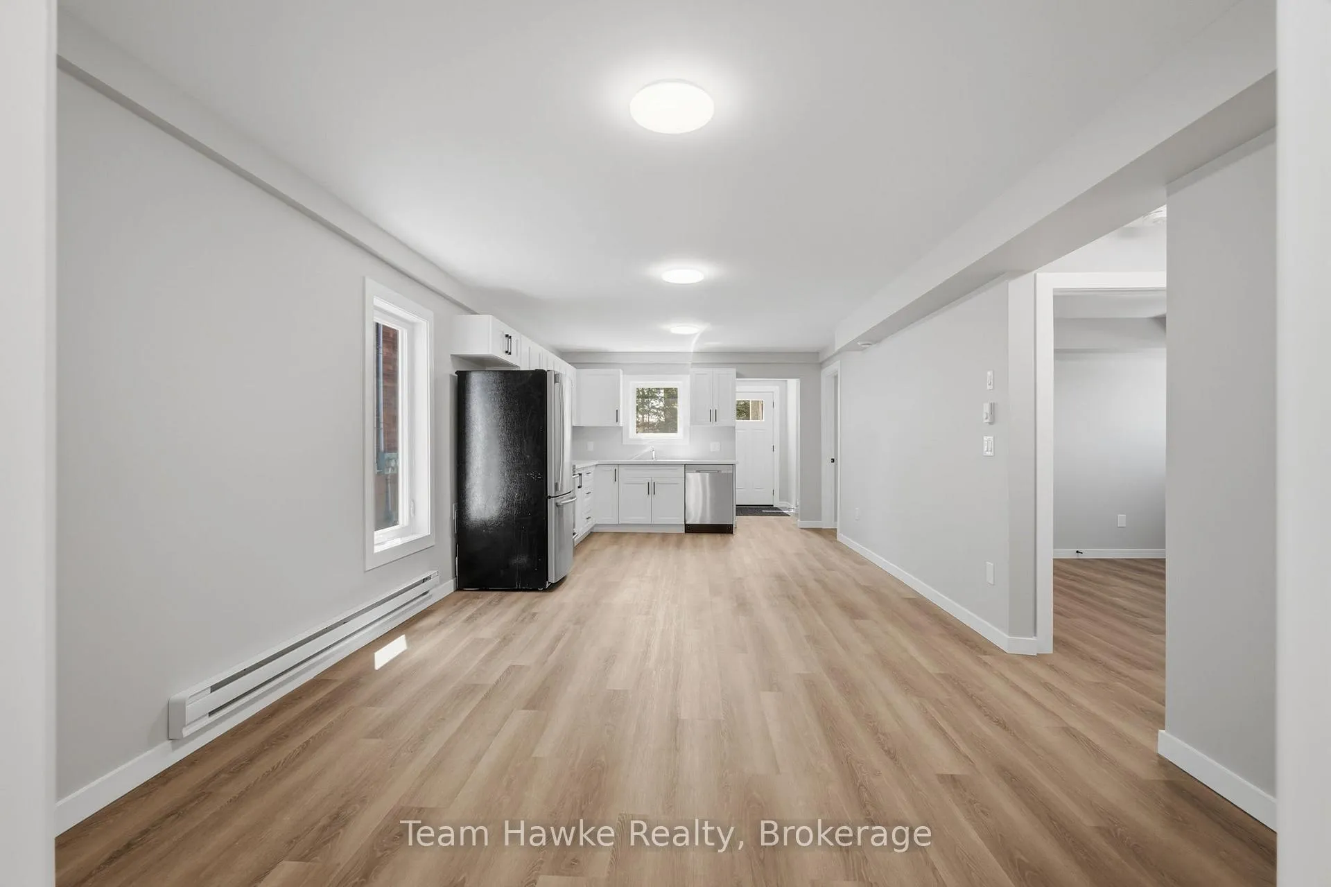 Photo 9 of 64 Matchedash Street S, Orillia — HOMEH