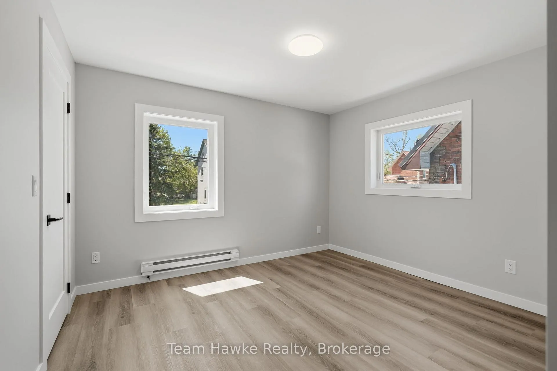 Photo 35 of 64 Matchedash Street S, Orillia — HOMEH