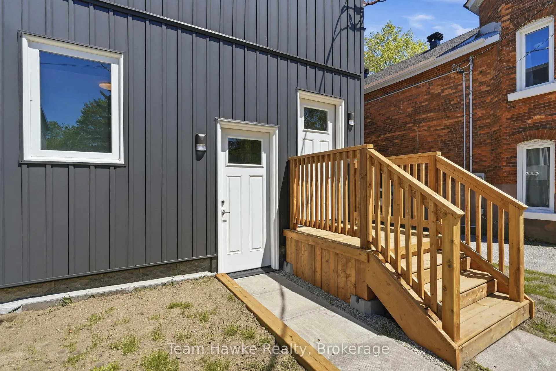 Photo 39 of 64 Matchedash Street S, Orillia — HOMEH
