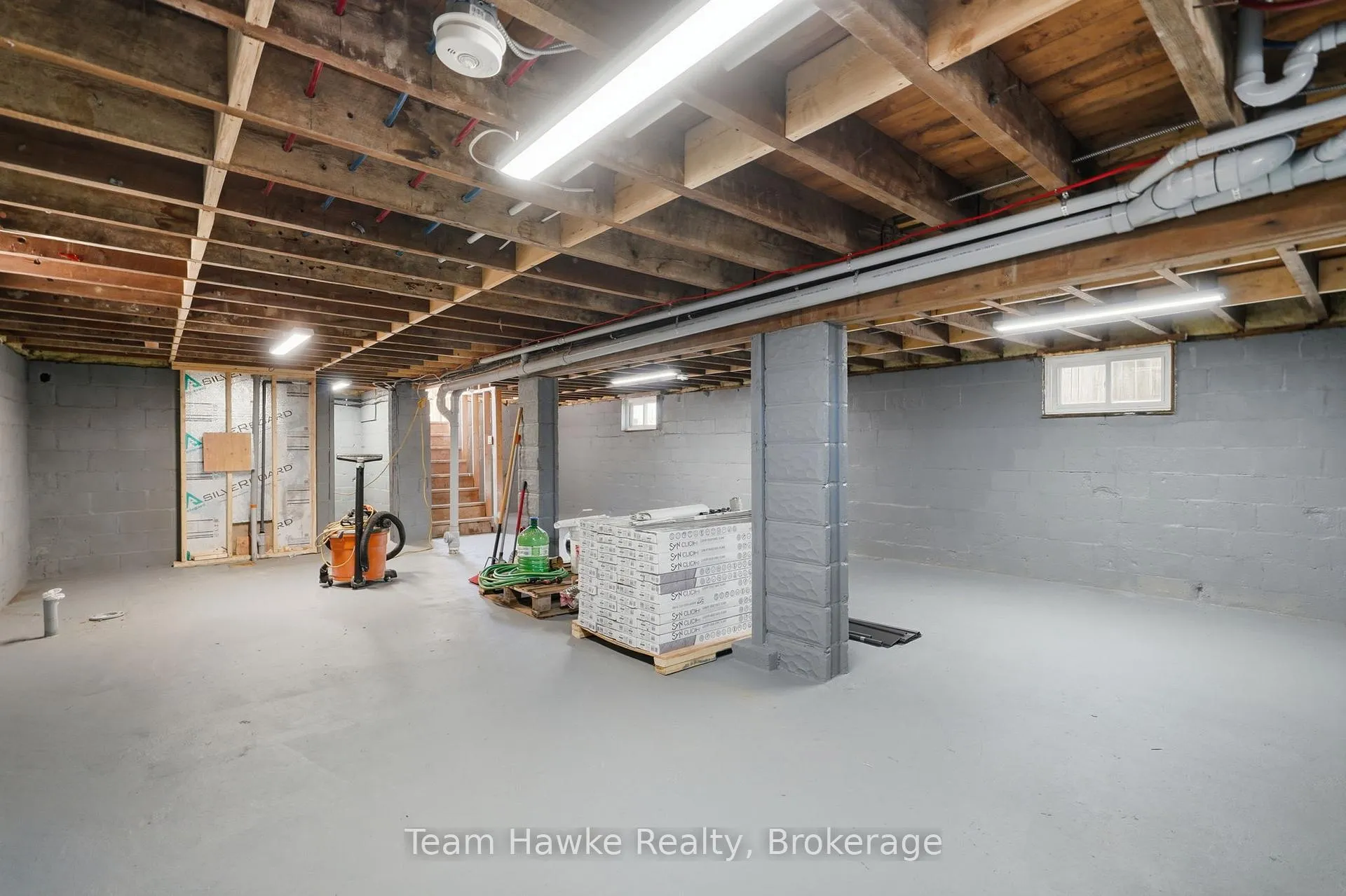 Photo 40 of 64 Matchedash Street S, Orillia — HOMEH
