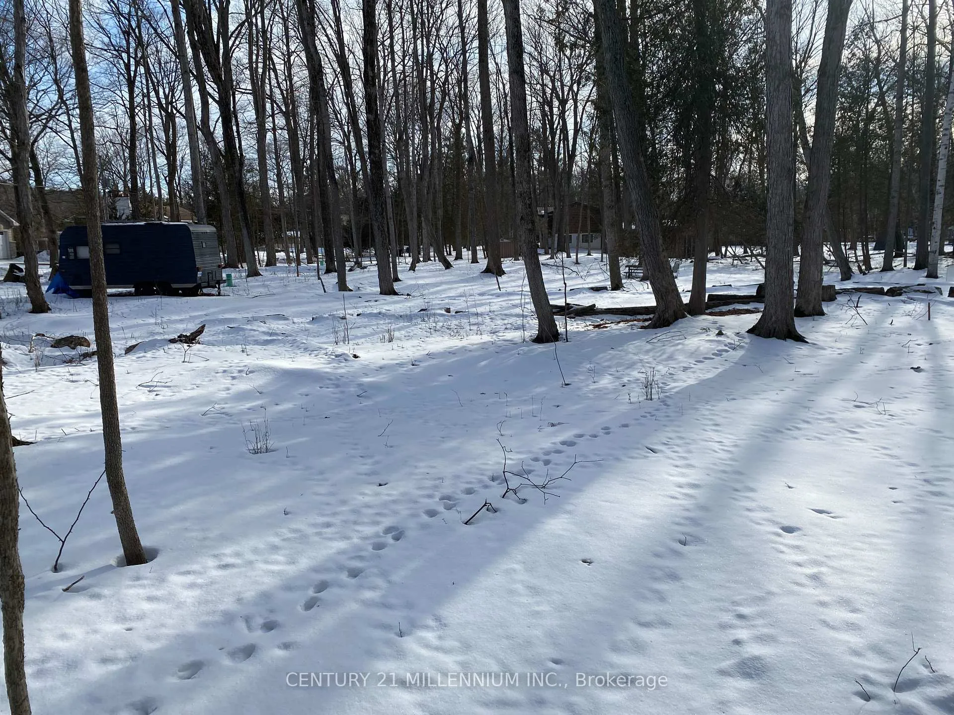 Photo 16 of 11 Knox Road E, Wasaga Beach — HOMEH