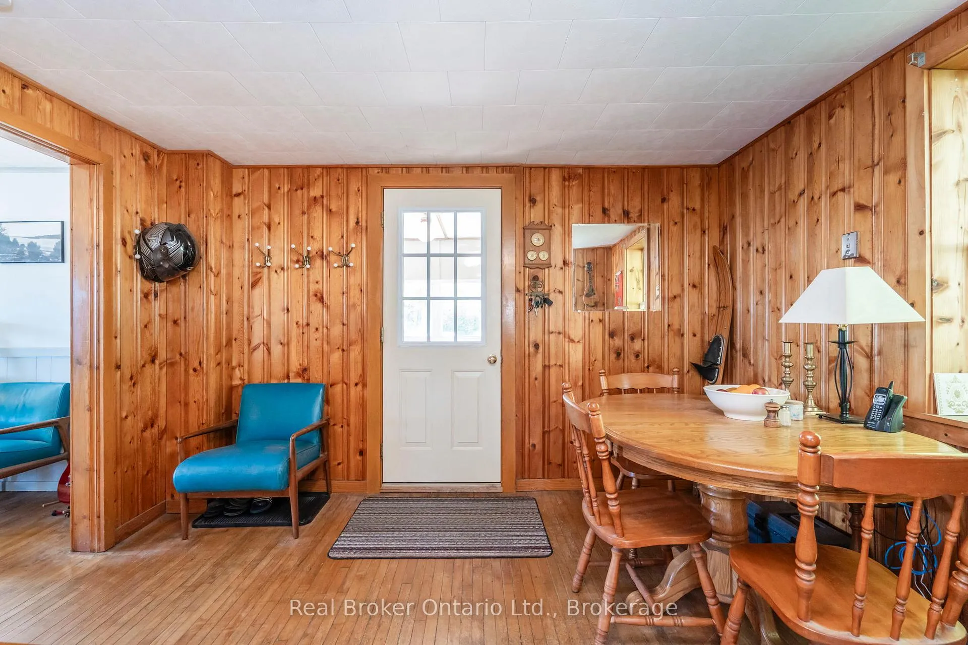 Photo 12 of 437 Champlain Road, Penetanguishene — HOMEH